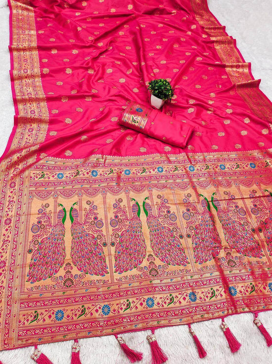 Admirable Dark Pink Paithani Silk Saree With Cynosure Blouse Piece