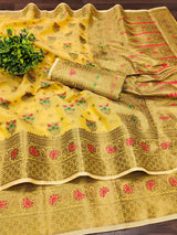 Conflate Yellow Linen Silk Saree With Sizzling Blouse Piece