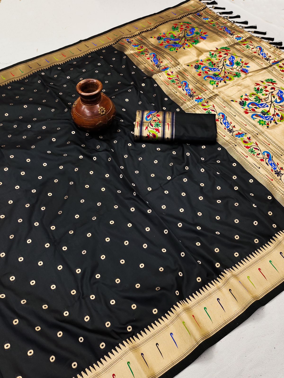 Capricious Black Paithani Silk Saree With Ethnic Blouse Piece