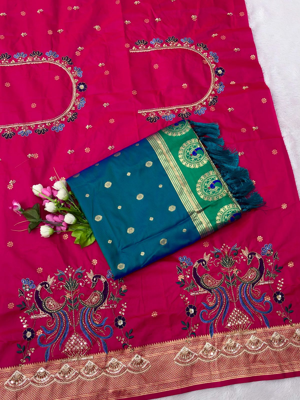 Blooming Rama Paithani Silk Saree With Handwork Blouse Piece