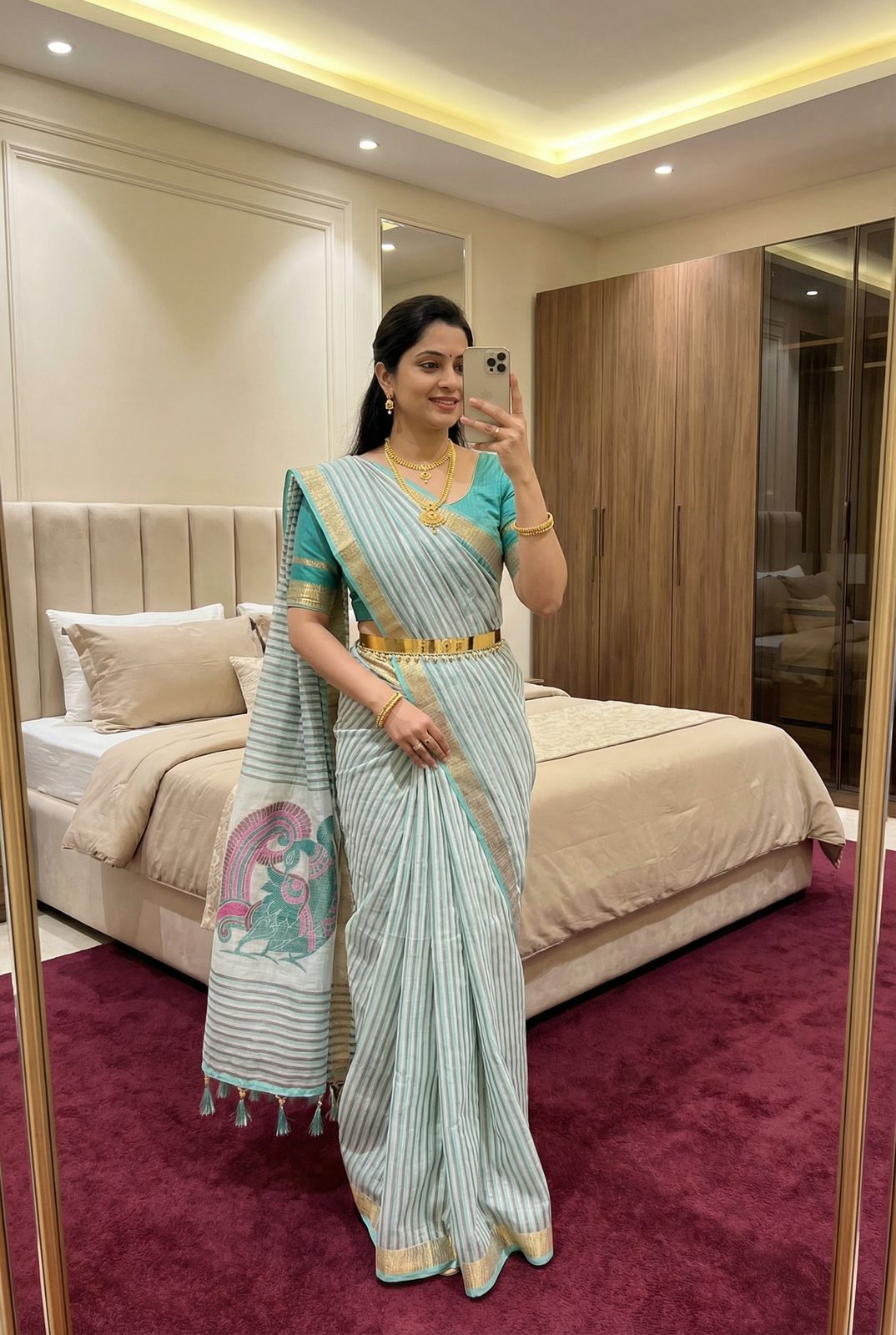 Eloquence Sky Linen Silk Saree With Traditional Blouse Piece