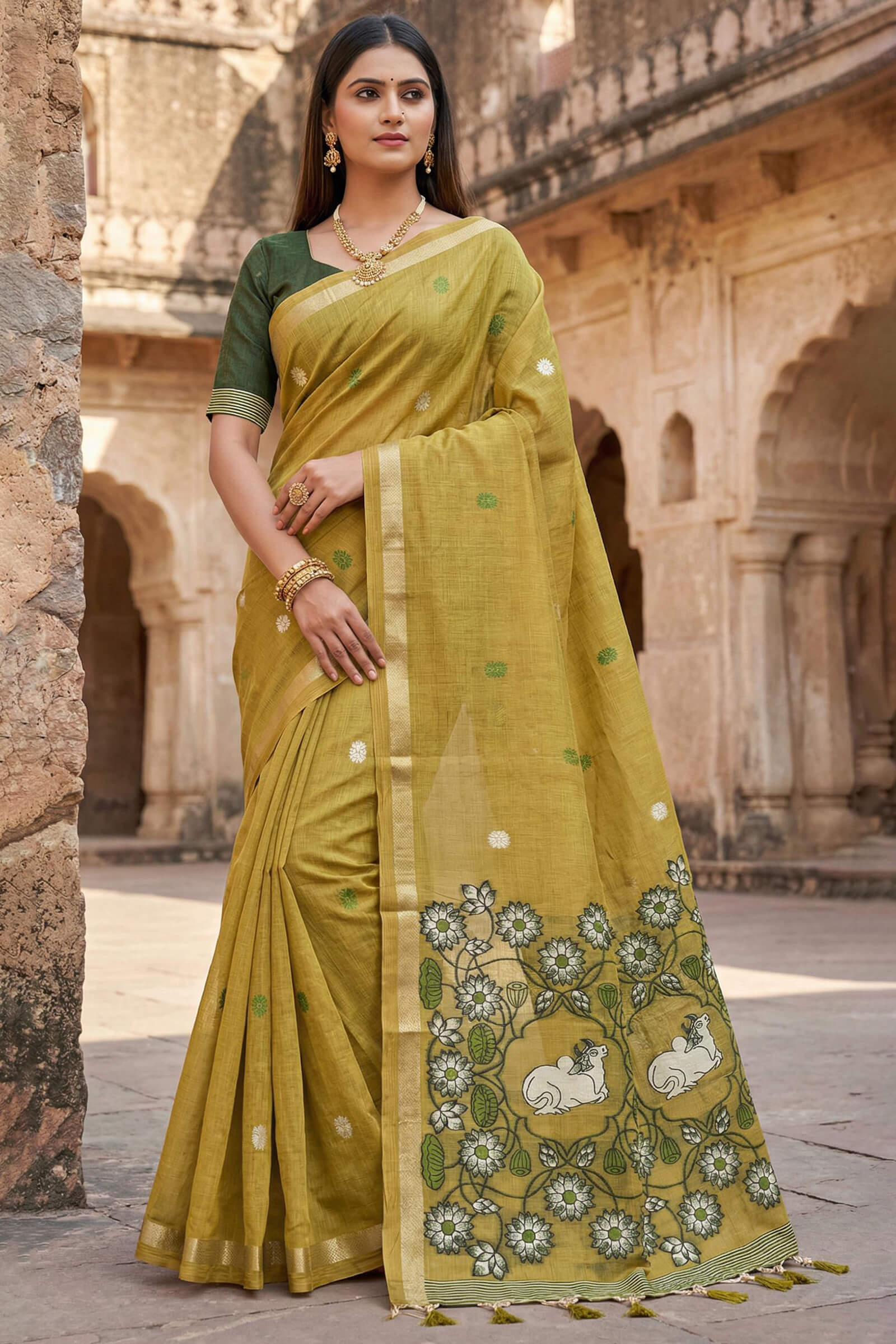 Elaborate Mustard Pure Munga Cotton Silk Saree With Denouement Blouse Piece