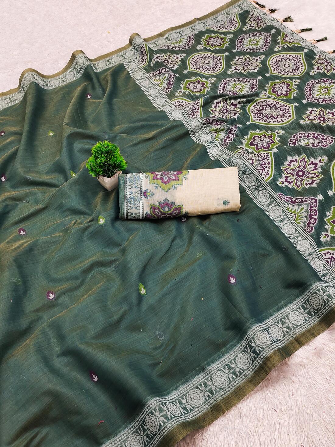 Imaginative Teal Green Pure Munga Cotton Silk Saree With Inimitable Blouse Piece