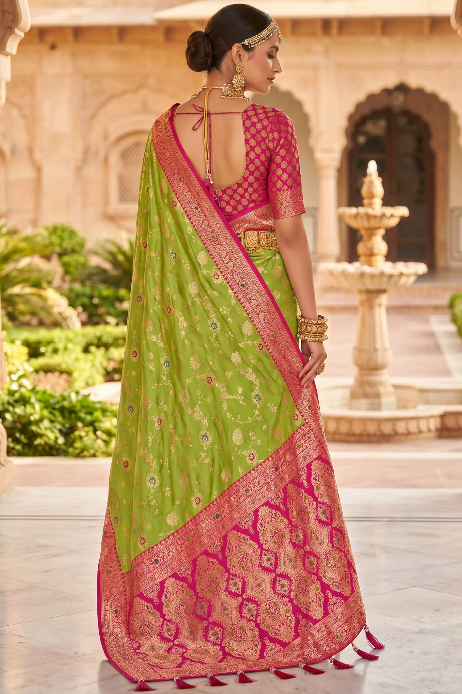Flattering Parrot Pure Zari Weaving Banarasi Silk Saree With Groovy Blouse Piece
