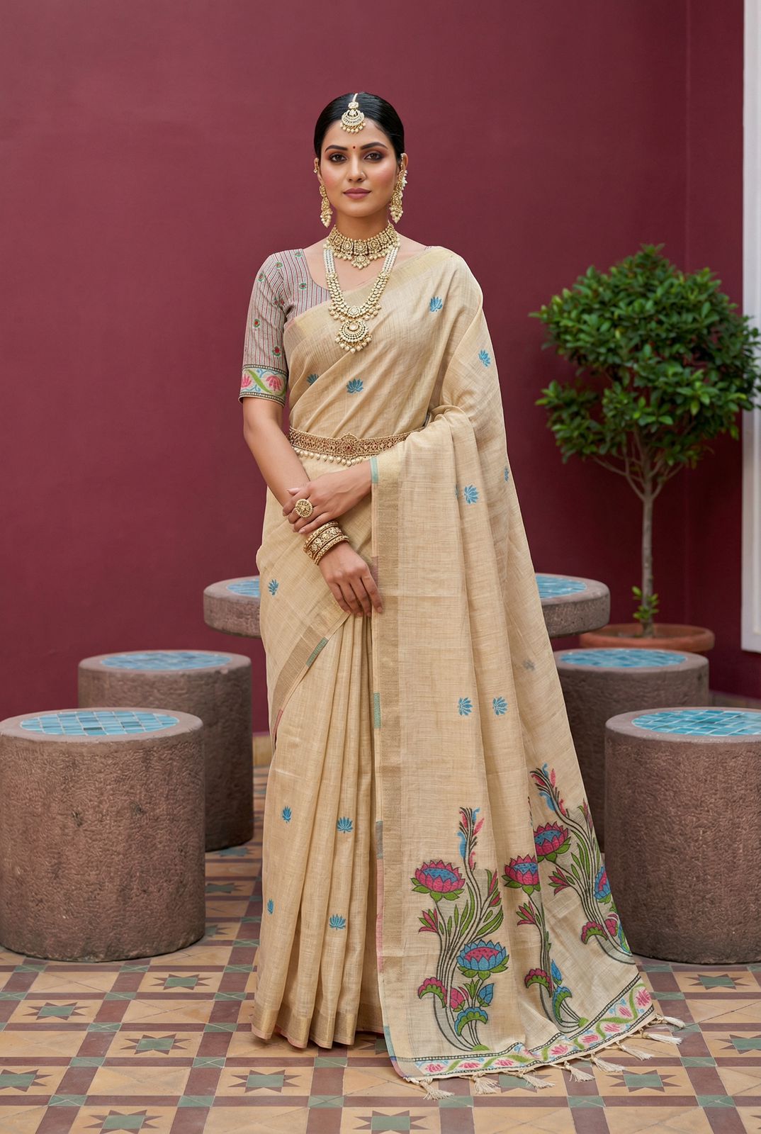 Nebula Beige Pure Munga Cotton Silk Saree With Splendorous Blouse Piece