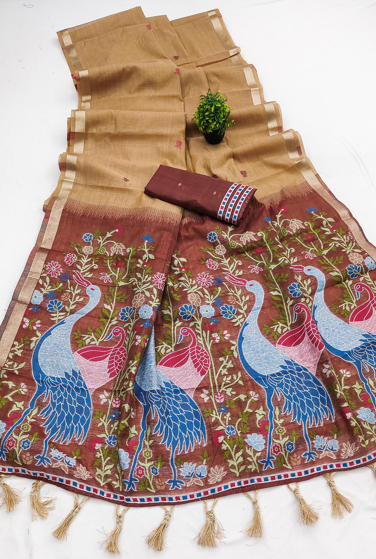 Prodigal Beige Pure Munga Cotton Silk Saree With Majesty Blouse Piece