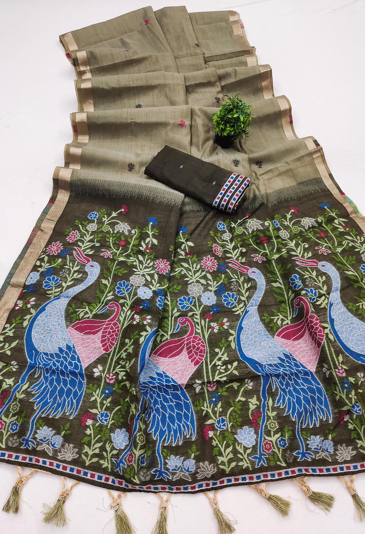 Prominent Pista Pure Munga Cotton Silk Saree With Beguiling Blouse Piece