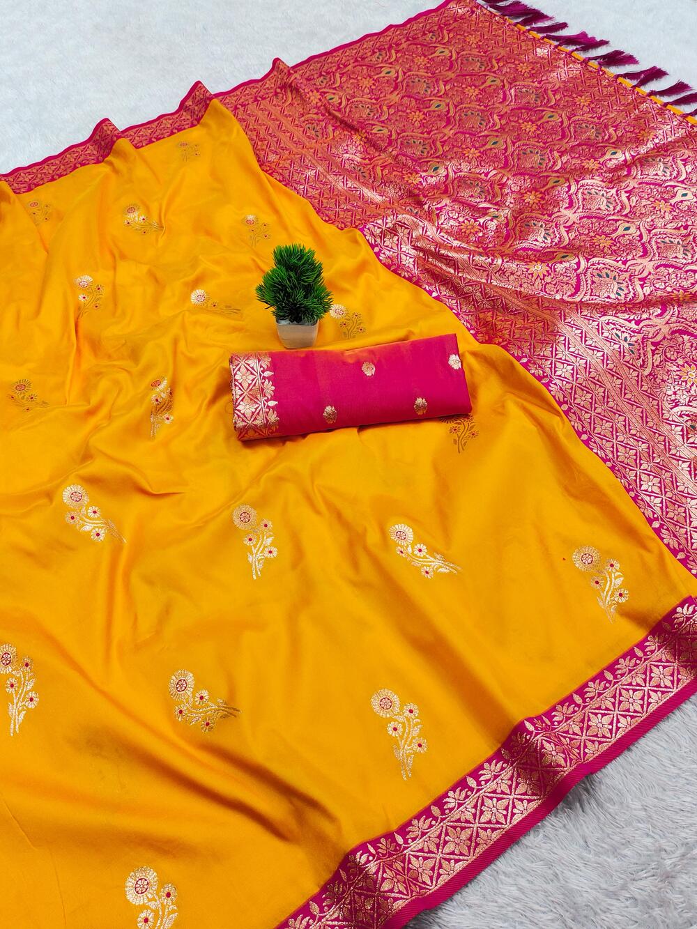 Petrichor Yellow Pure Zari Weaving Banarasi Silk Saree With Enticing Blouse Piece