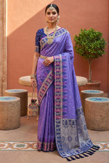 Ideal Lavender Pure Zari Weaving Banarasi Silk Saree With Desuetude Blouse Piece