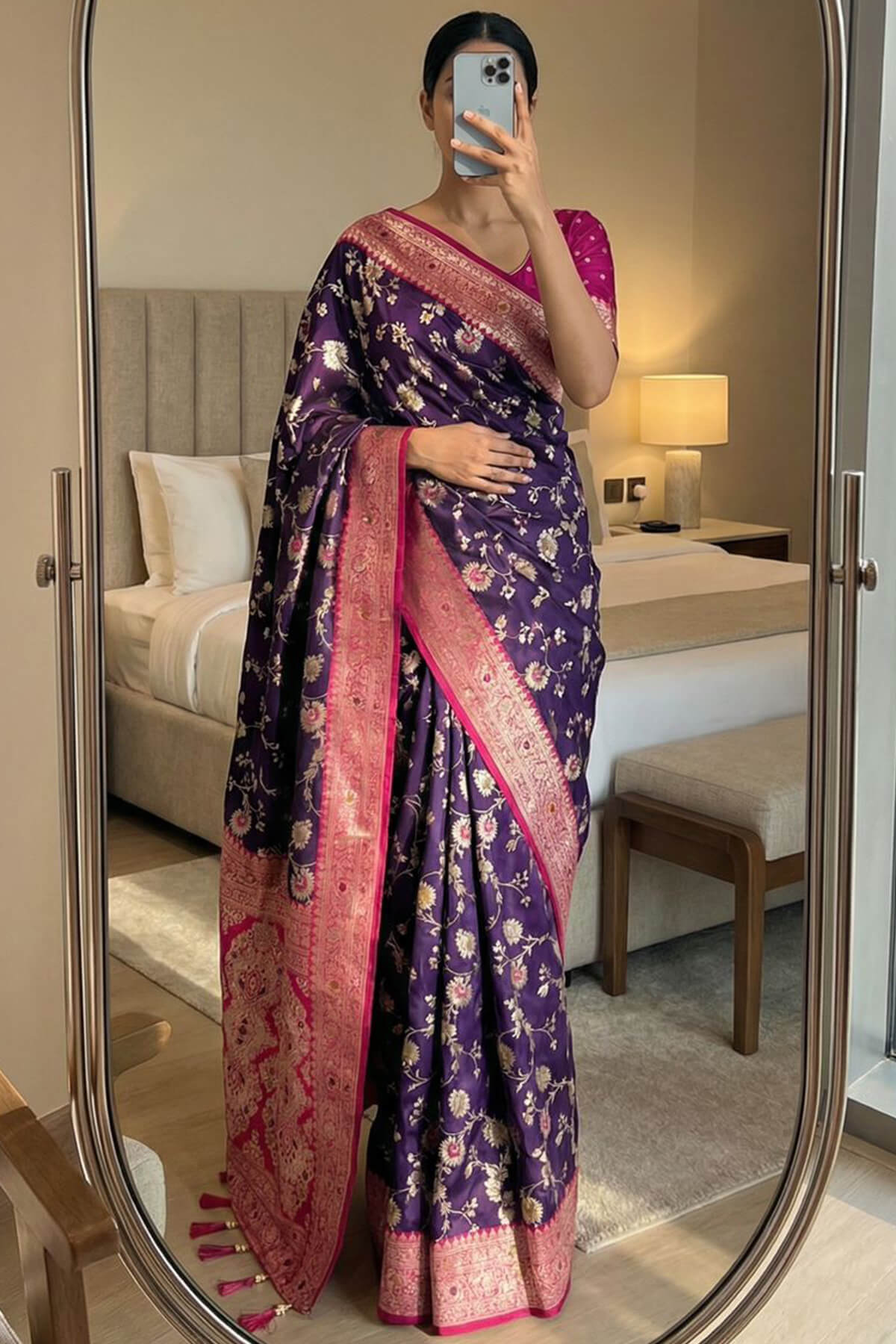 Super classy Purple Pure Zari Weaving Banarasi Silk Saree With Incomparable Blouse Piece