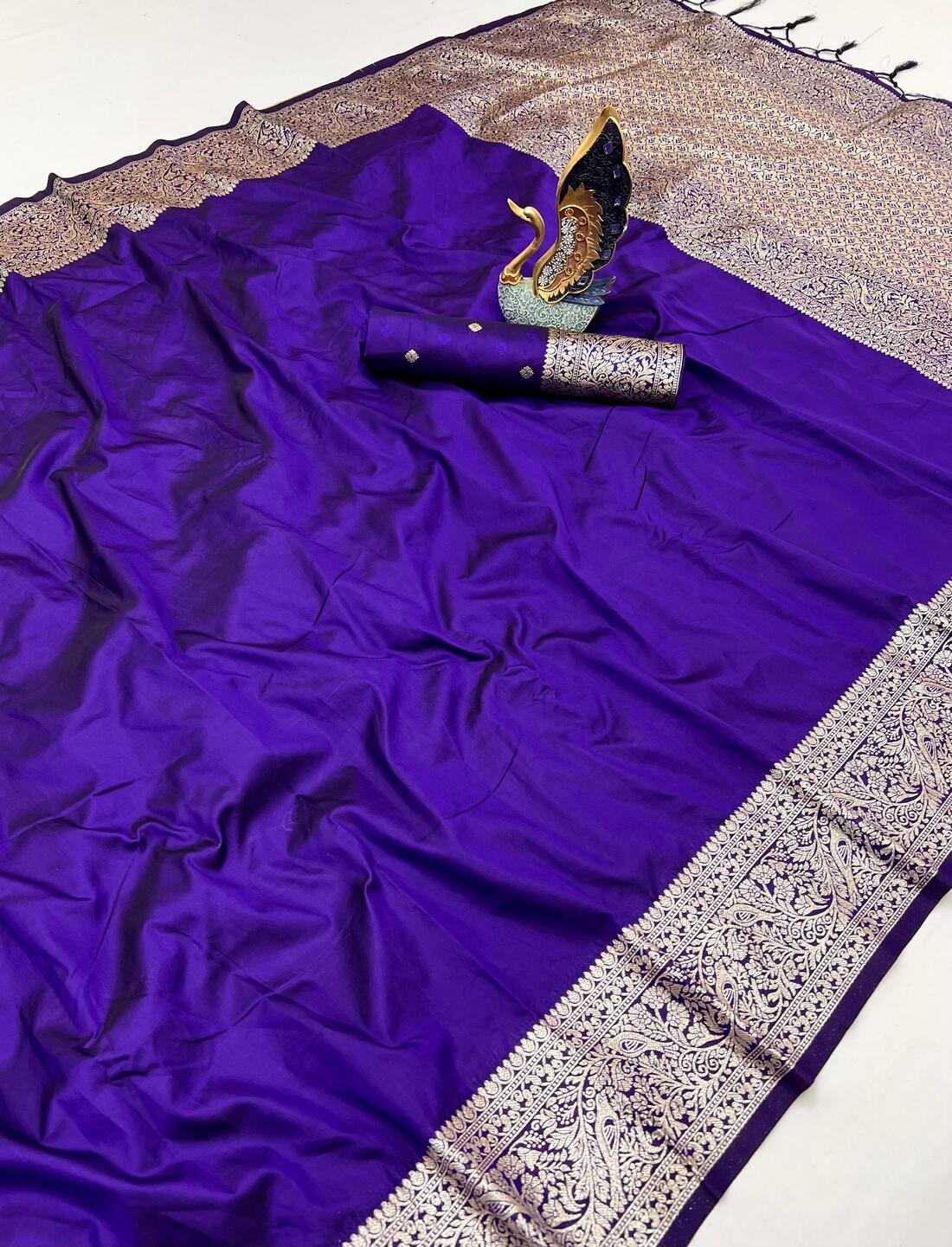 Arresting Royal Blue Soft Banarasi Silk Saree With Bewitching Blouse Piece