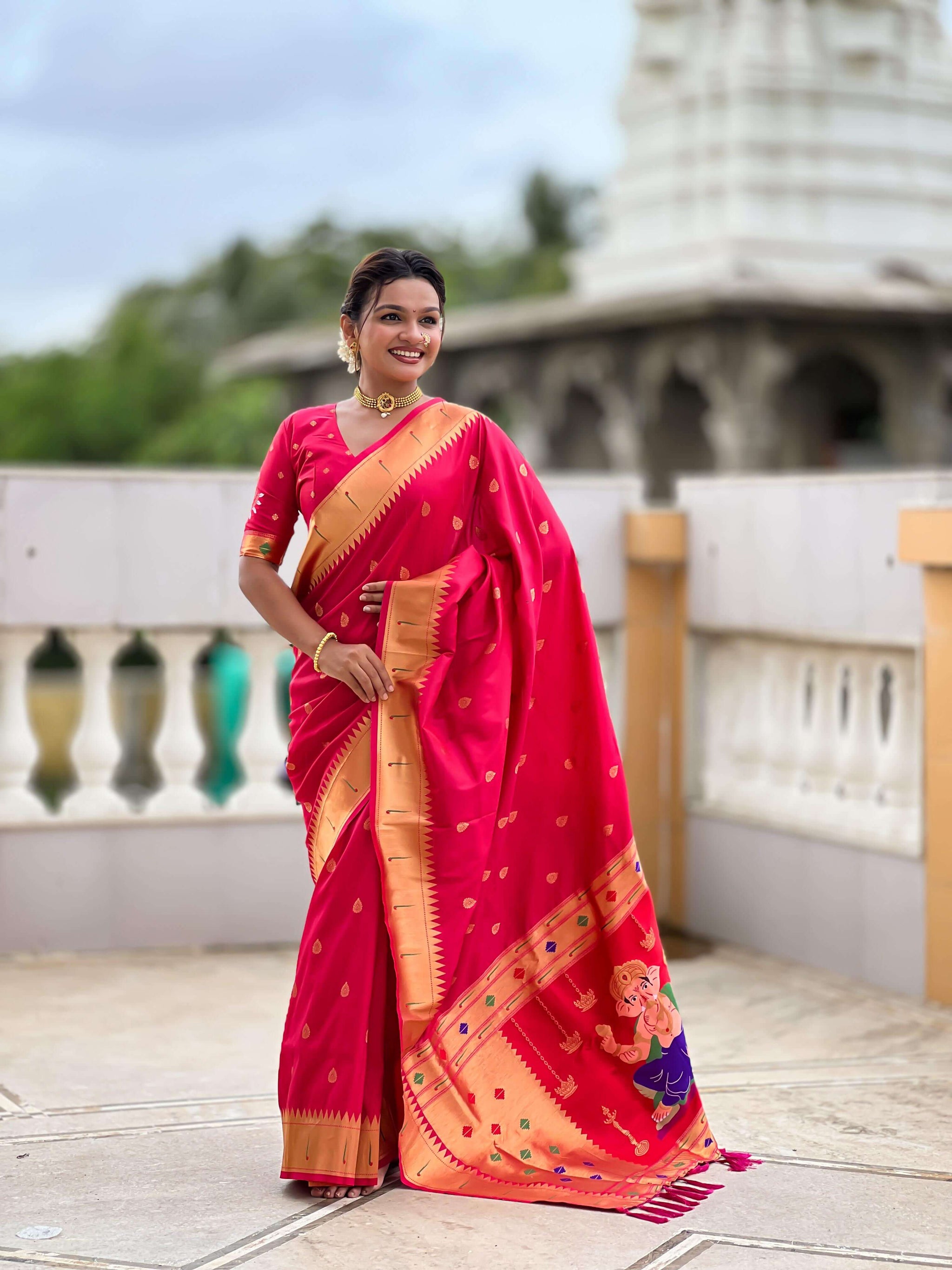 Fragrant Dark Pink Paithani Silk Saree With Pleasurable Blouse Piece