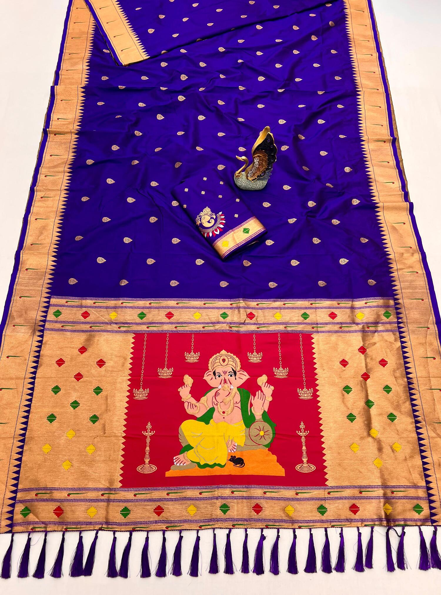 Adoring Royal Blue Paithani Silk Saree With Murmurous Blouse Piece