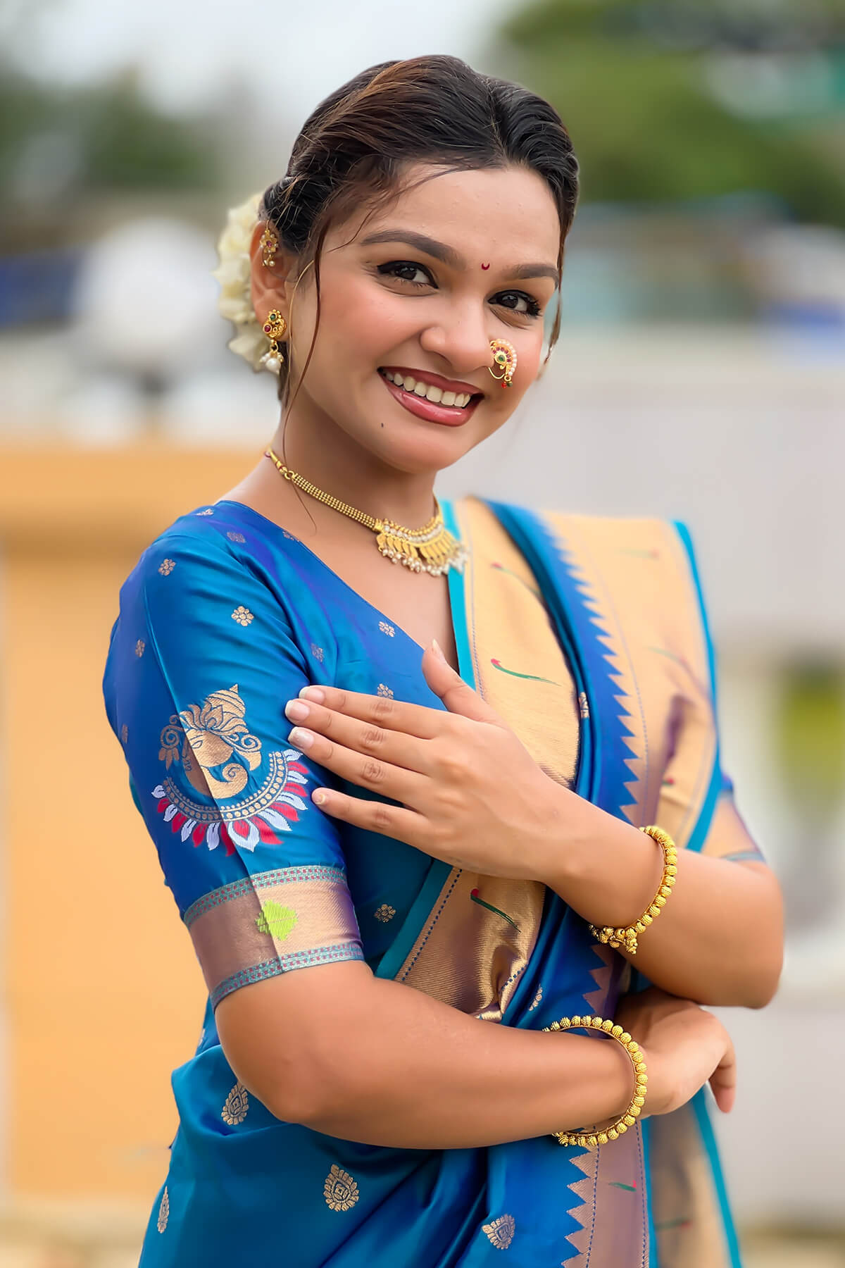 Magnificat Blue Paithani Silk Saree With Aplomb Blouse Piece