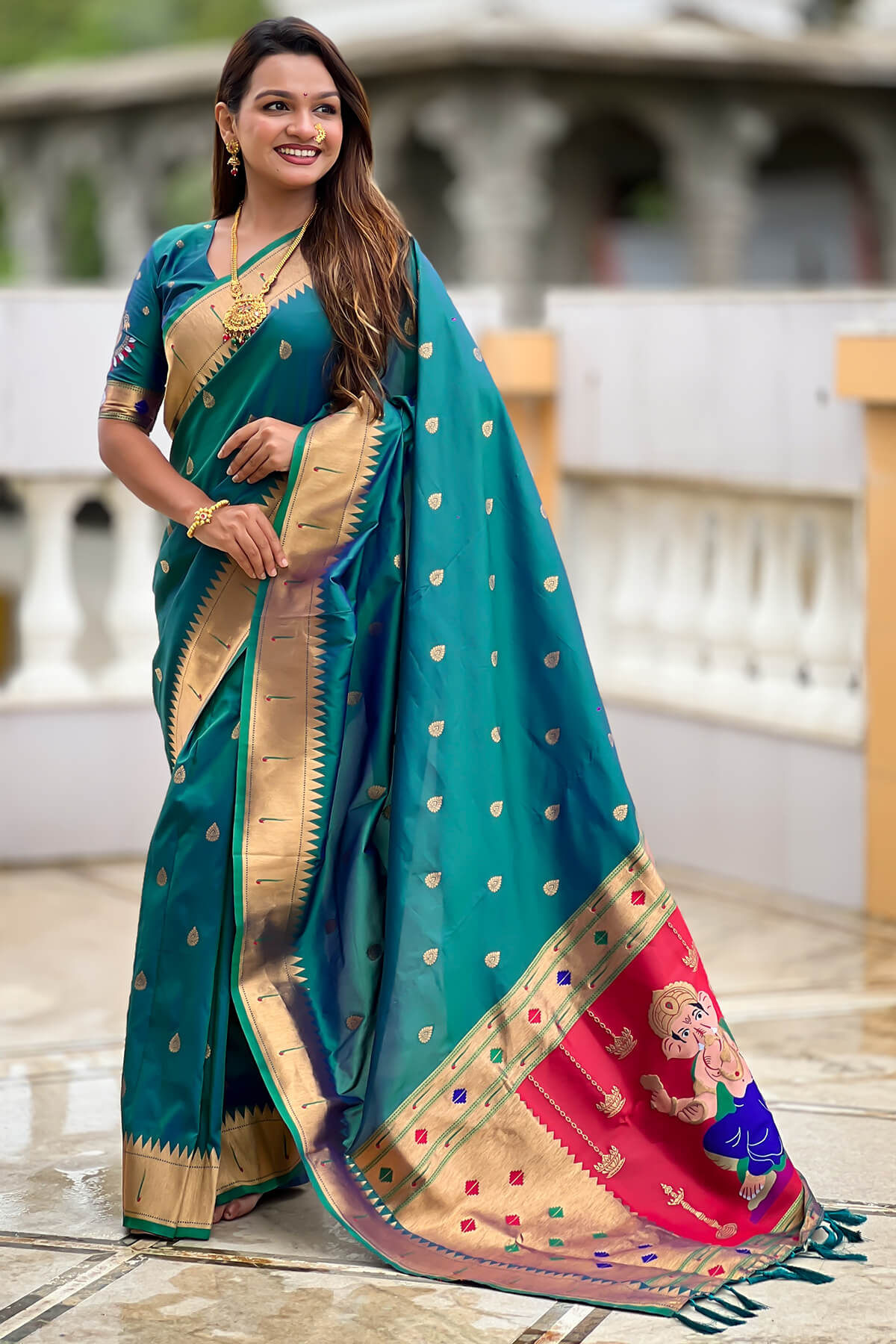 Surreptitious Rama Paithani Silk Saree With Desultory Blouse Piece