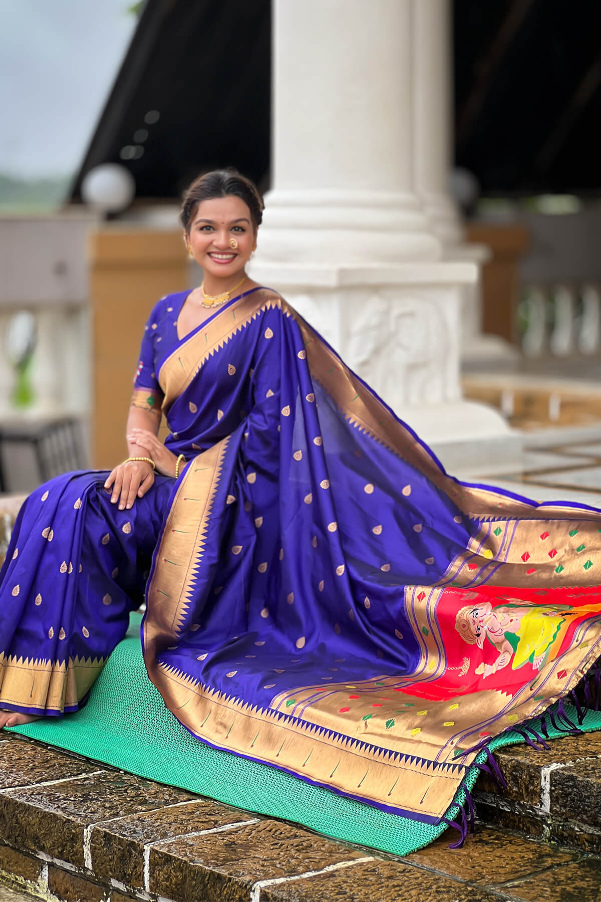 Energetic Royal Blue Paithani Silk Saree With Hypnotic Blouse Piece