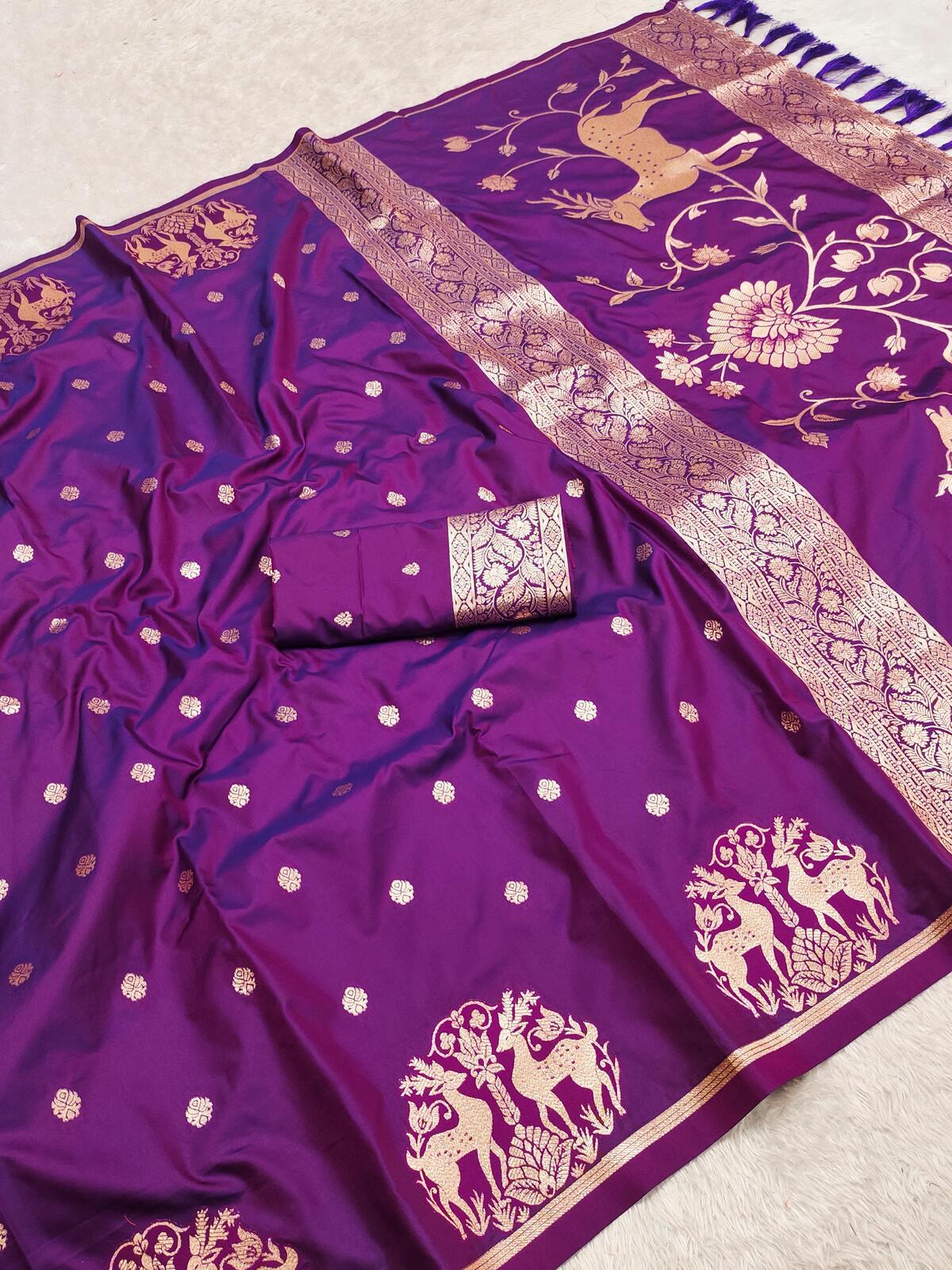 Stunning Purple Pure Zari Weaving Banarasi Silk Saree With Classic Blouse Piece