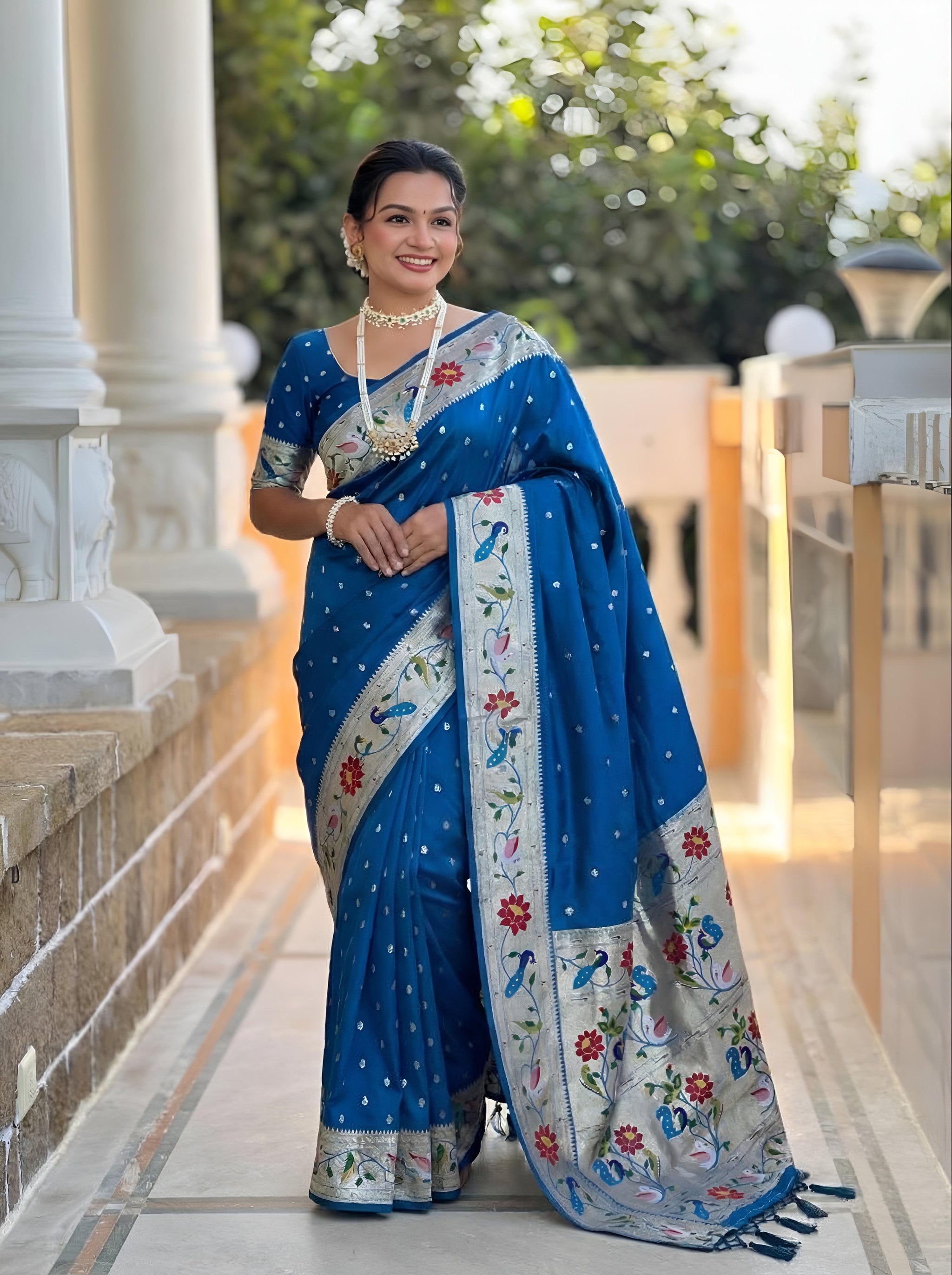 Fragrant Navy Blue Paithani Silk Saree With Mesmeric Blouse Piece