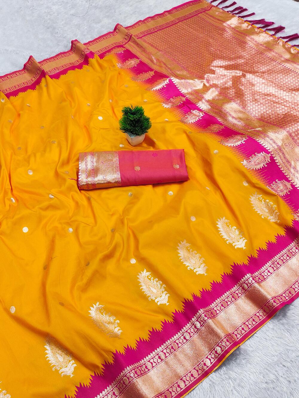 Opulent Yellow Pure Zari Weaving Banarasi Silk Saree With Snazzy Blouse Piece