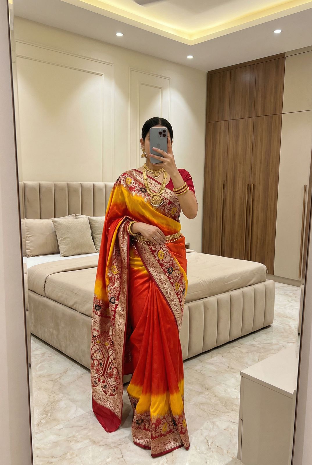 Beleaguer Red Banarasi Dola Silk Saree With Effulgent Blouse Piece