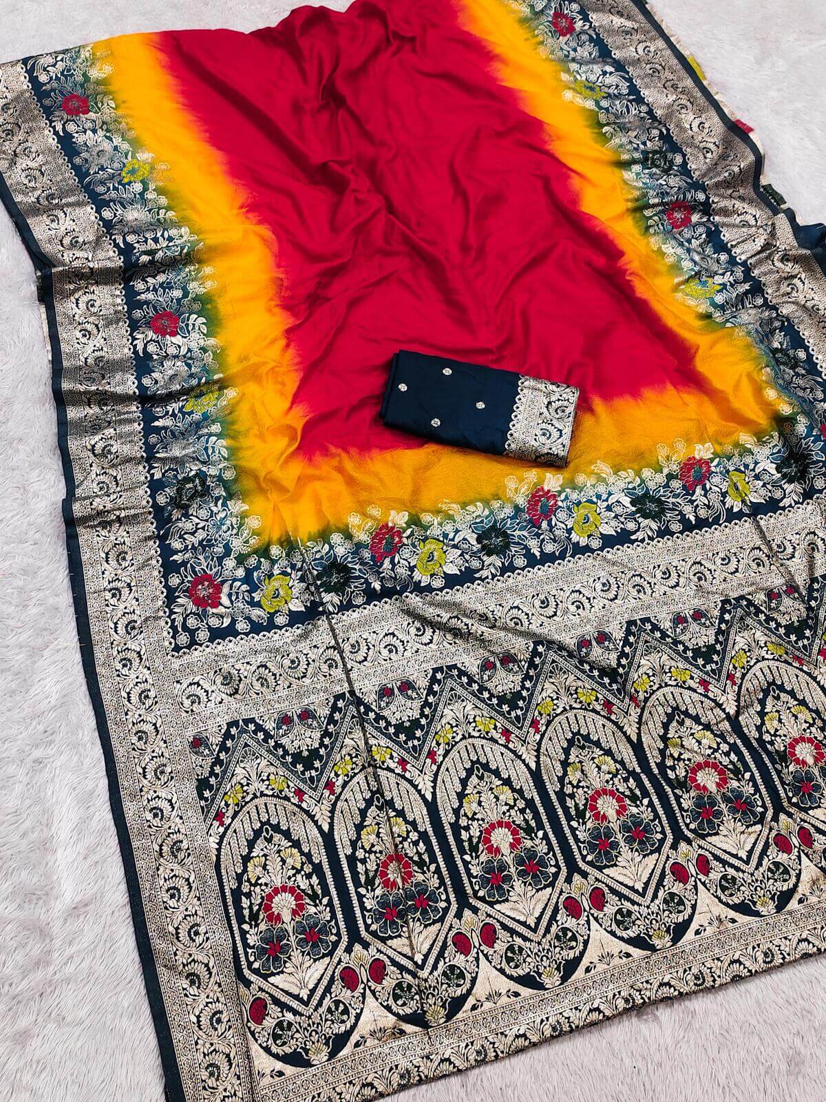 Exuberant Red Banarasi Dola Silk Saree With Enamoring Blouse Piece