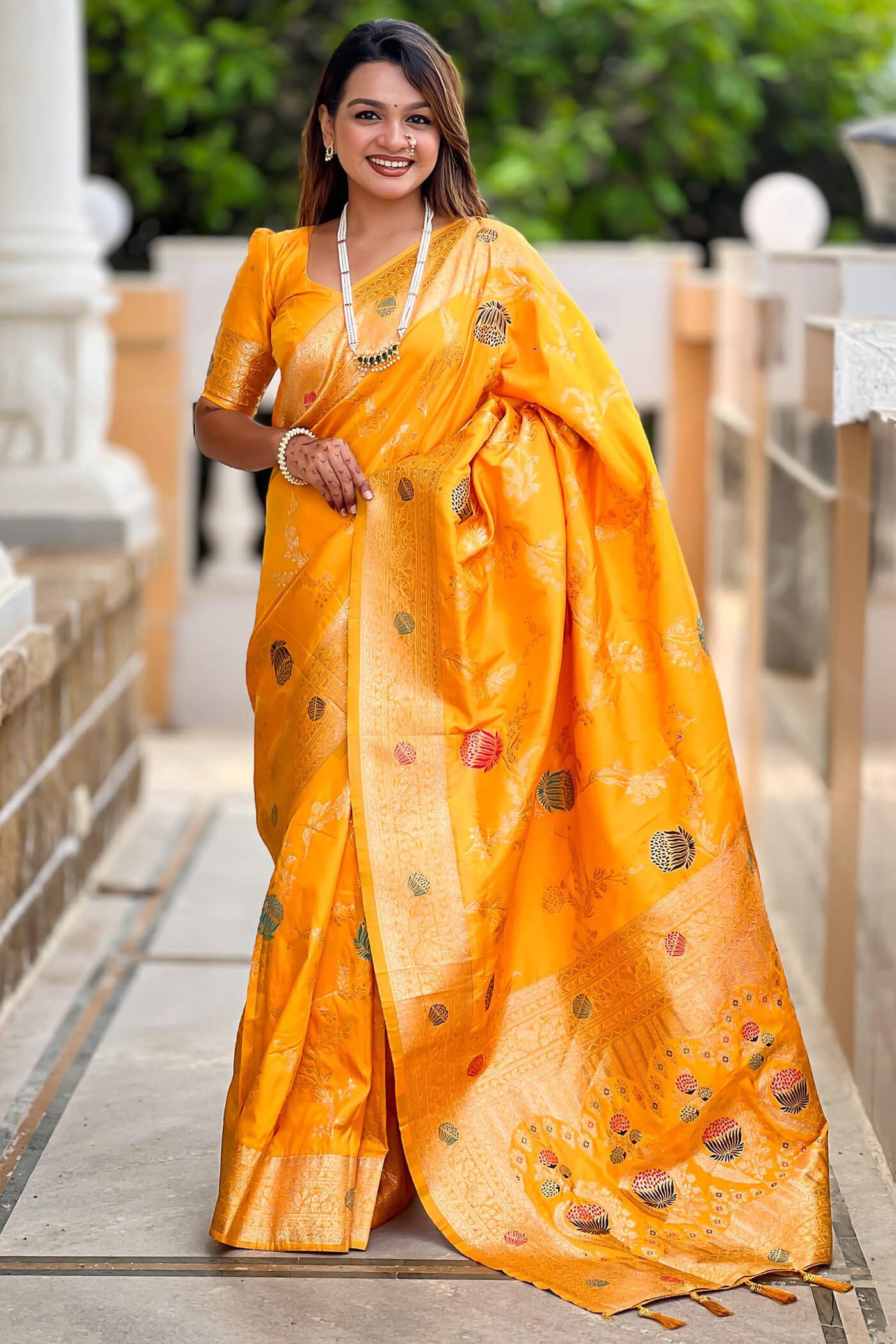 Resonant Yellow Pure Zari Weaving Banarasi Silk Saree With Excellent Blouse Piece