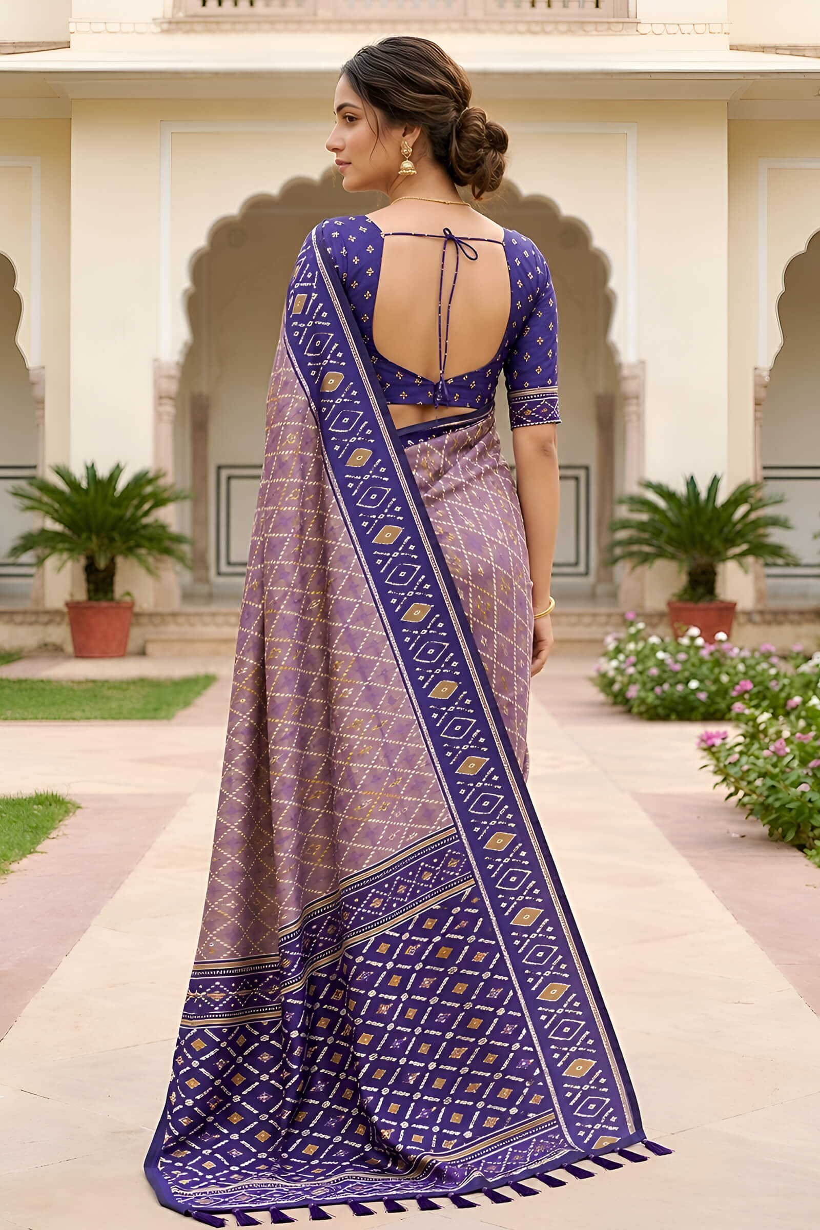 Ailurophile Lavender Patola Silk Saree with Lagniappe Blouse Piece