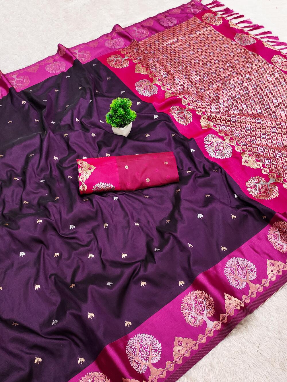 Snappy Wine Paithani Silk Saree With Fugacious Blouse Piece