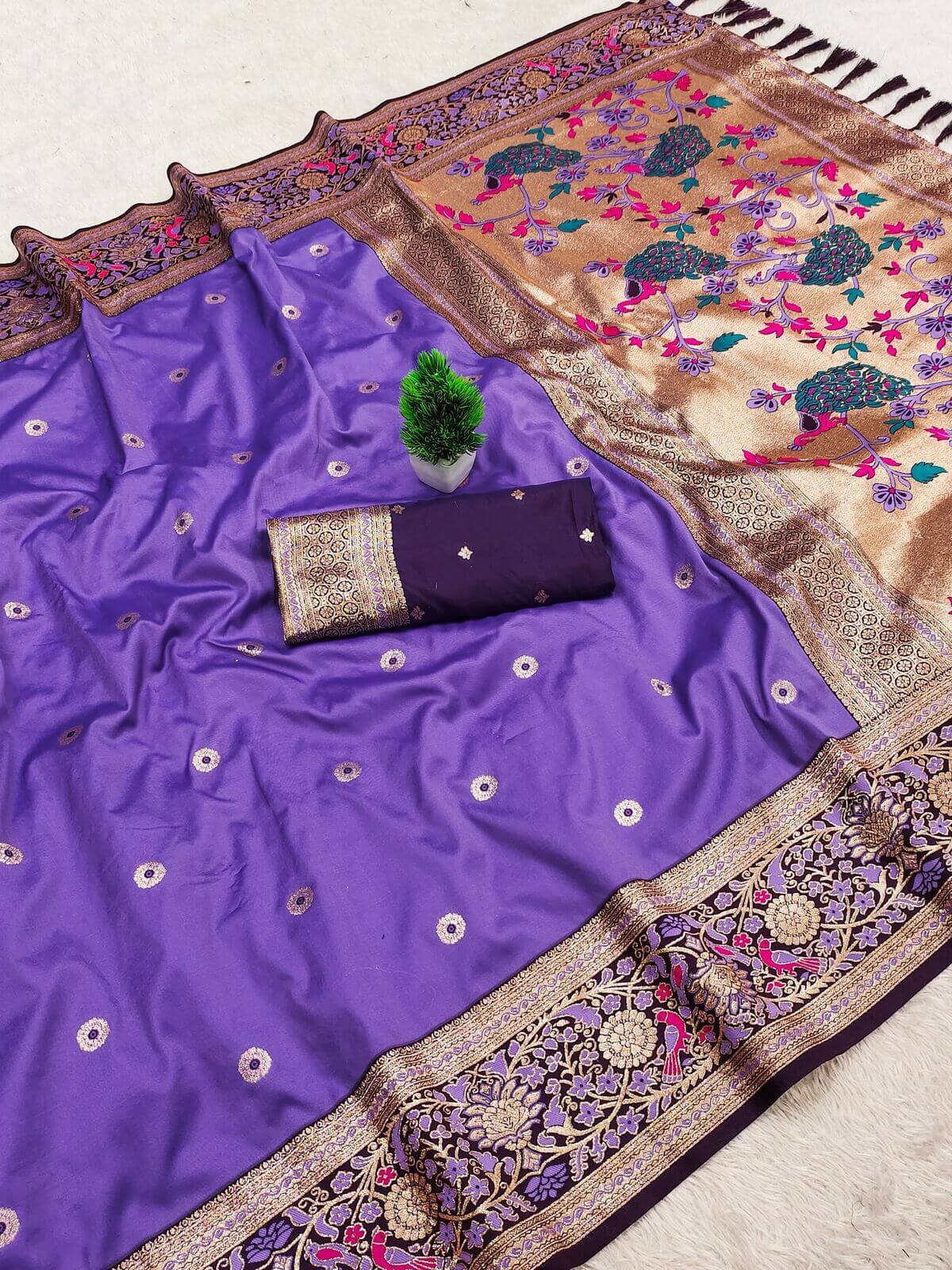Cynosure Lavender Paithani Silk Saree With Glittering Blouse Piece