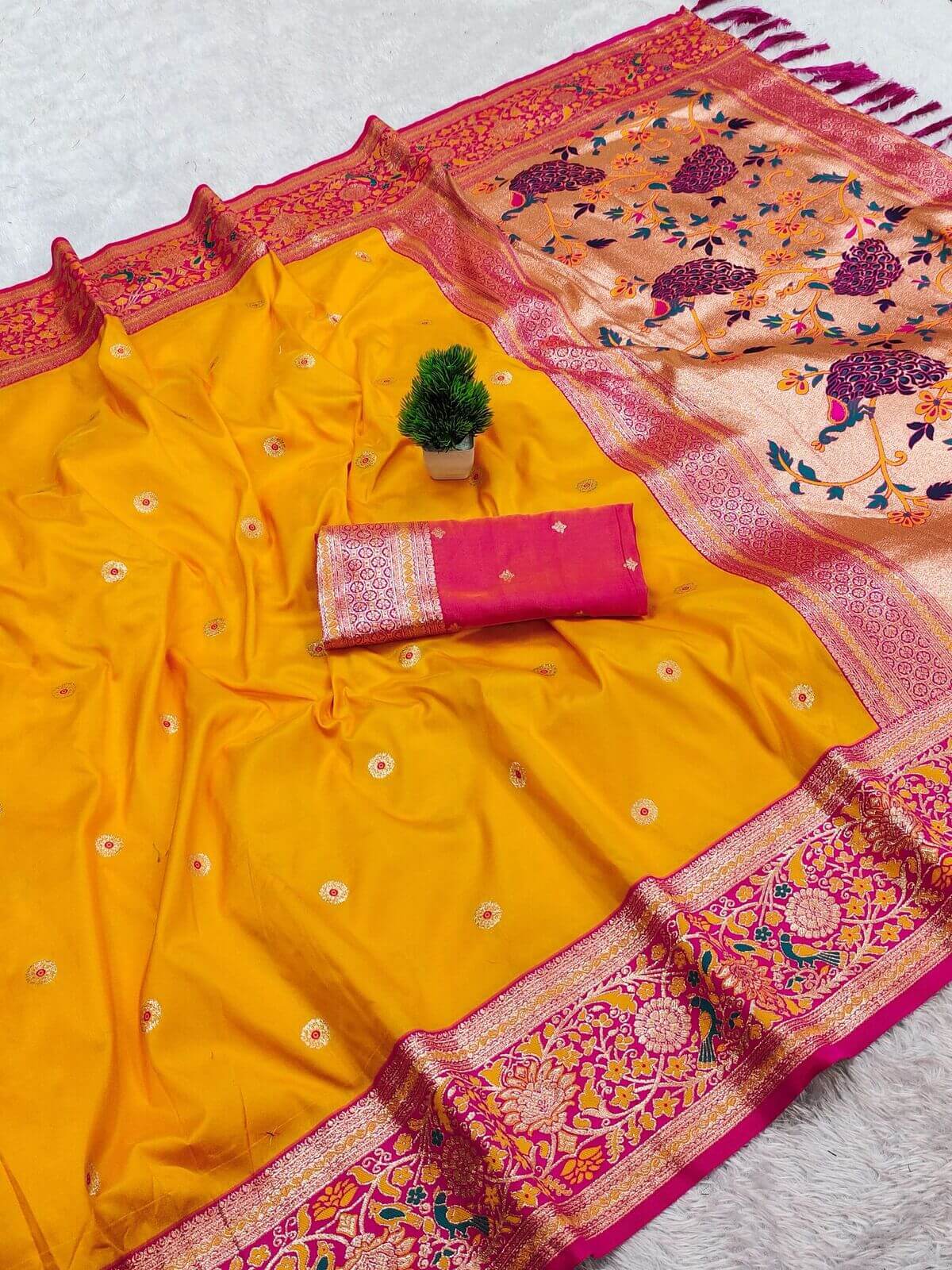 Opulent Yellow Paithani Silk Saree With Pleasant Blouse Piece