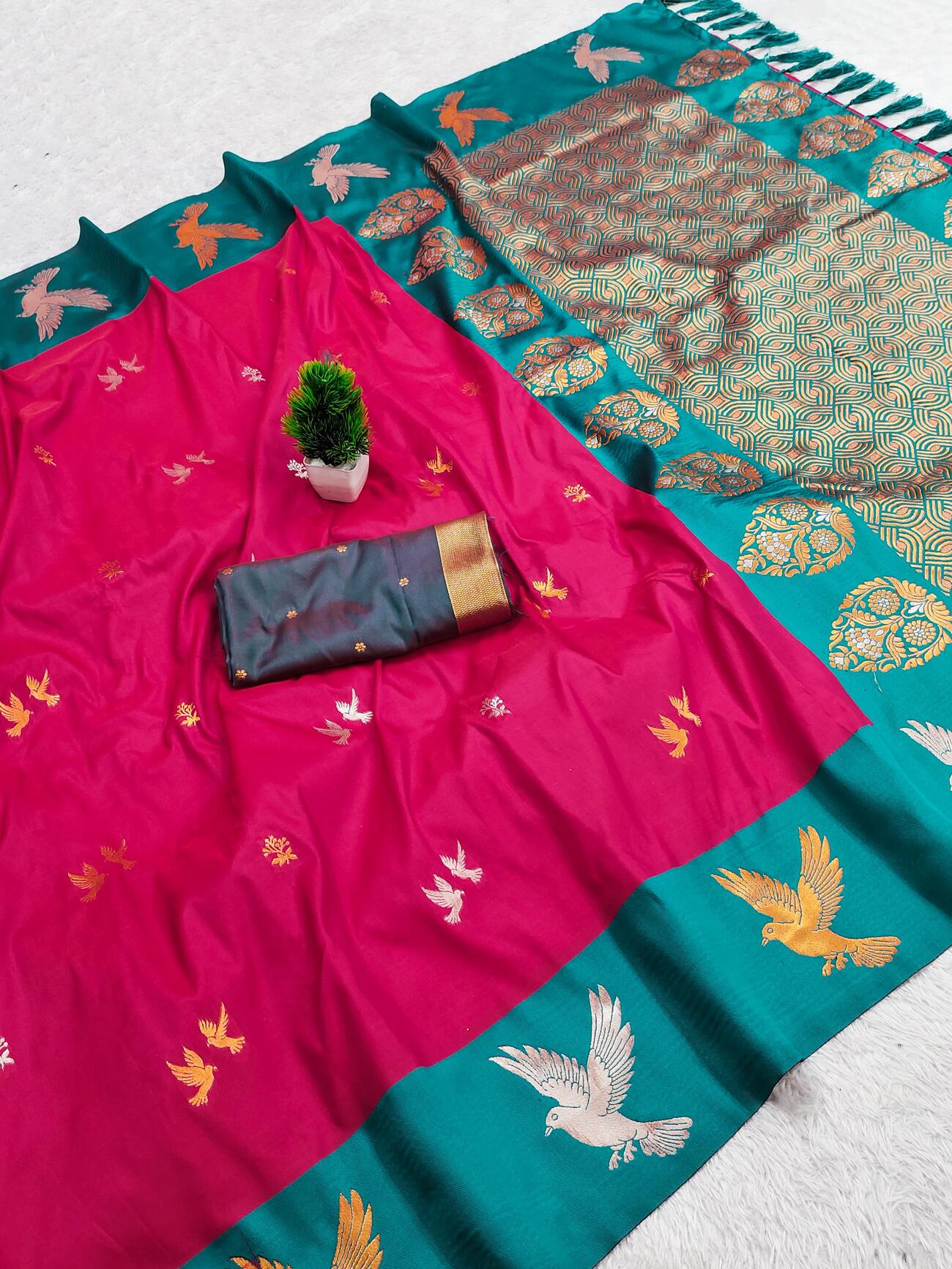 Scrumptious Dark Pink Pure Zari Weaving Banarasi Silk Saree With Glowing Blouse Piece