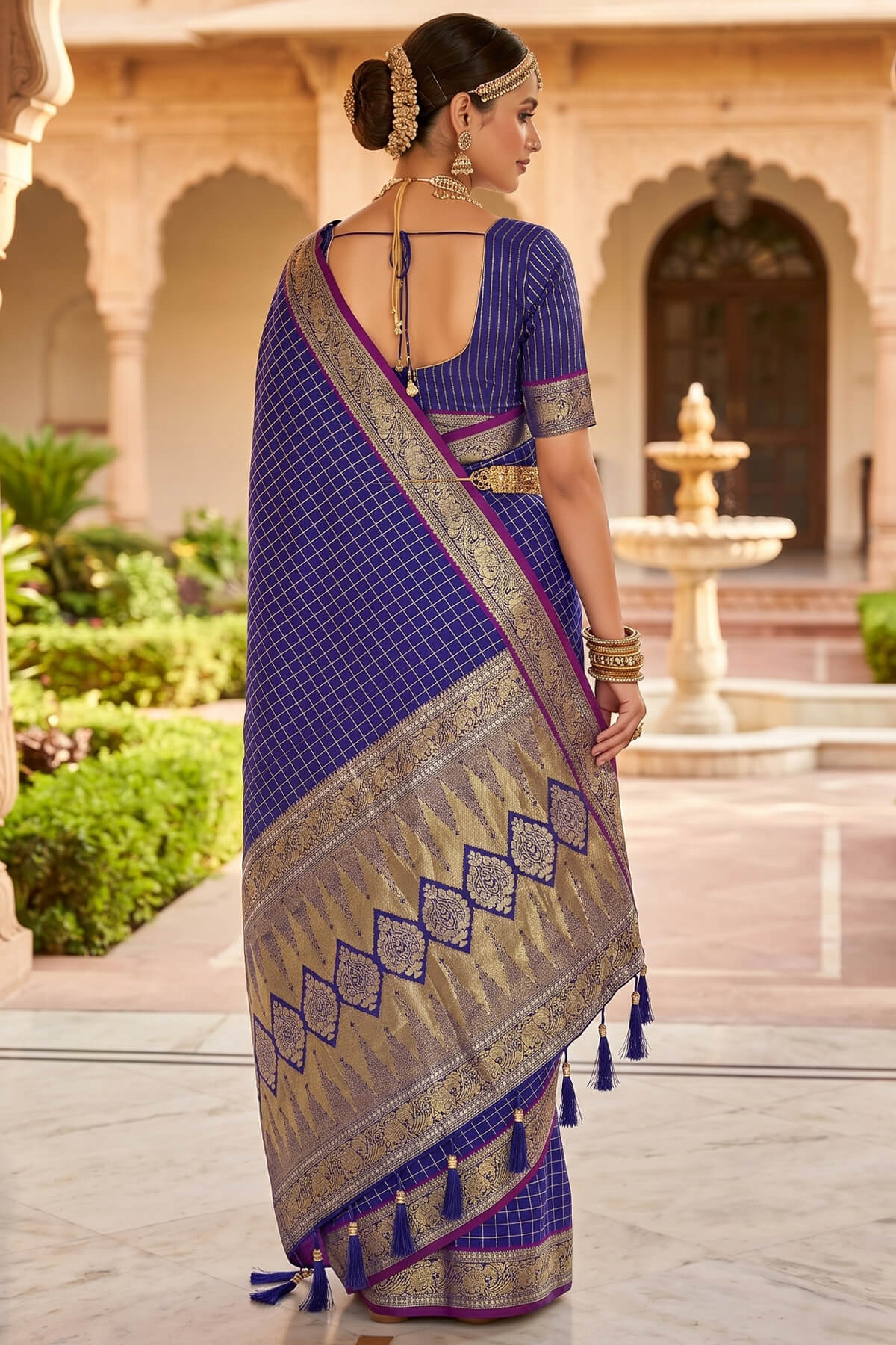 Admirable Royal Blue Pure Zari Weaving Banarasi Silk Saree With Mesmerising Blouse Piece