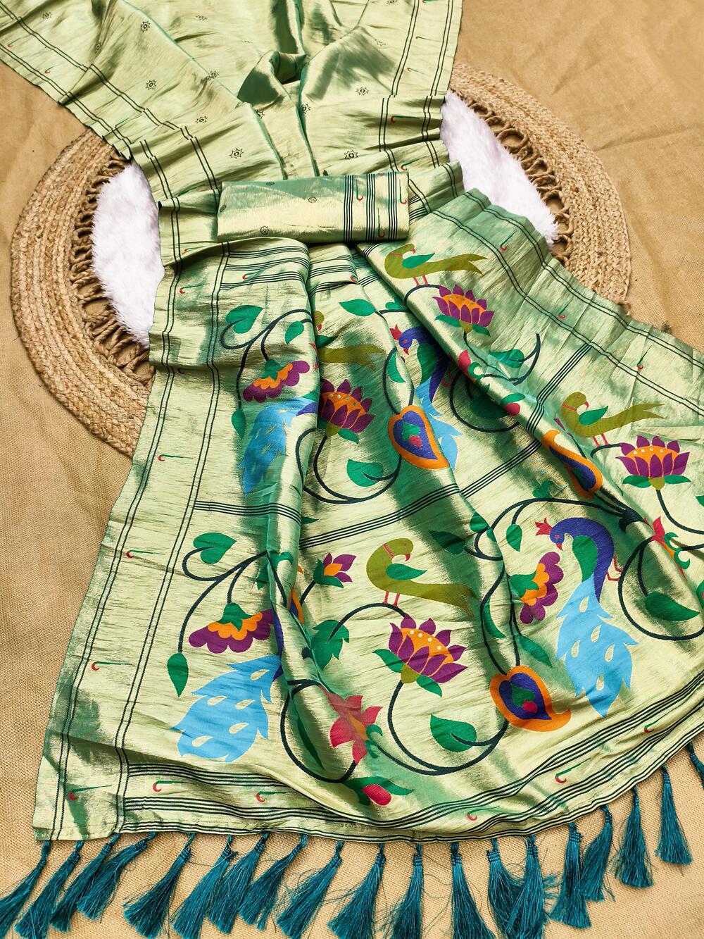 Demanding Green Paithani Silk Saree With Sumptuous Blouse Piece