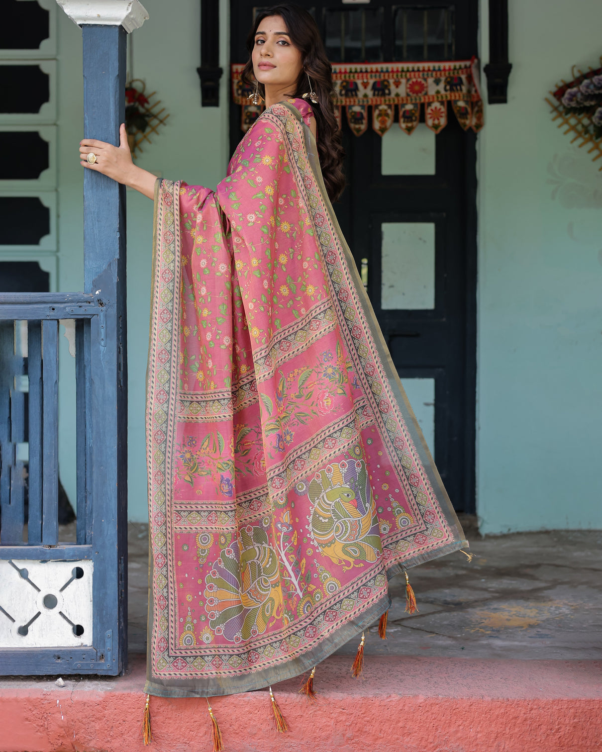 Rani pink handloom cotton saree with yellow floral print royal horse pallu