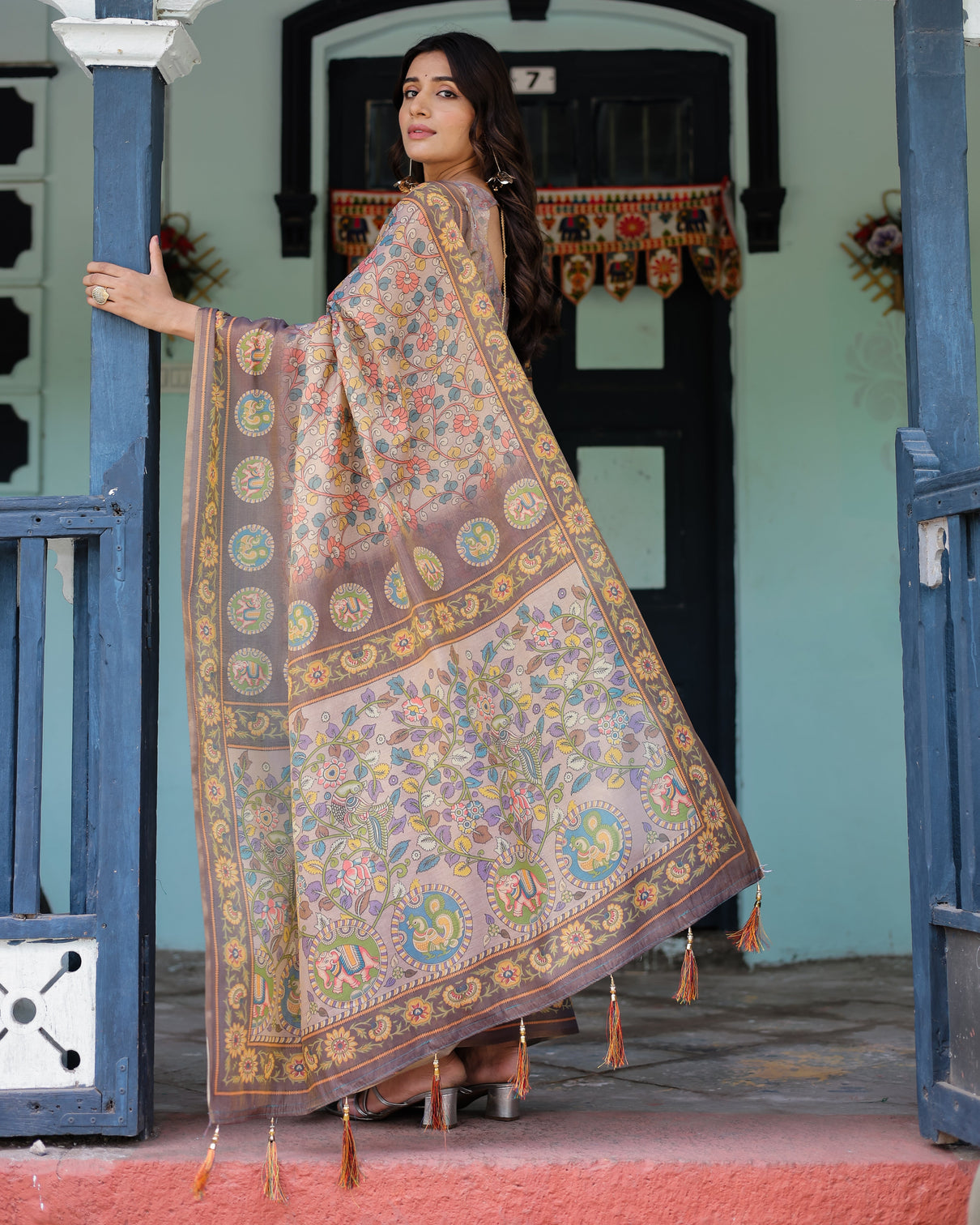Mauve beige handloom cotton saree with pastel floral print royal tree elephant pallu