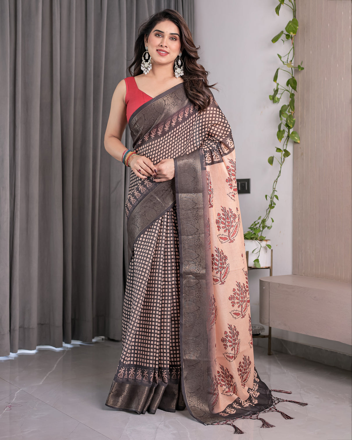 Elegant beige handloom saree with maroon leaf butta black zari woven pallu festive drape 5 5m saree 0 8m blouse