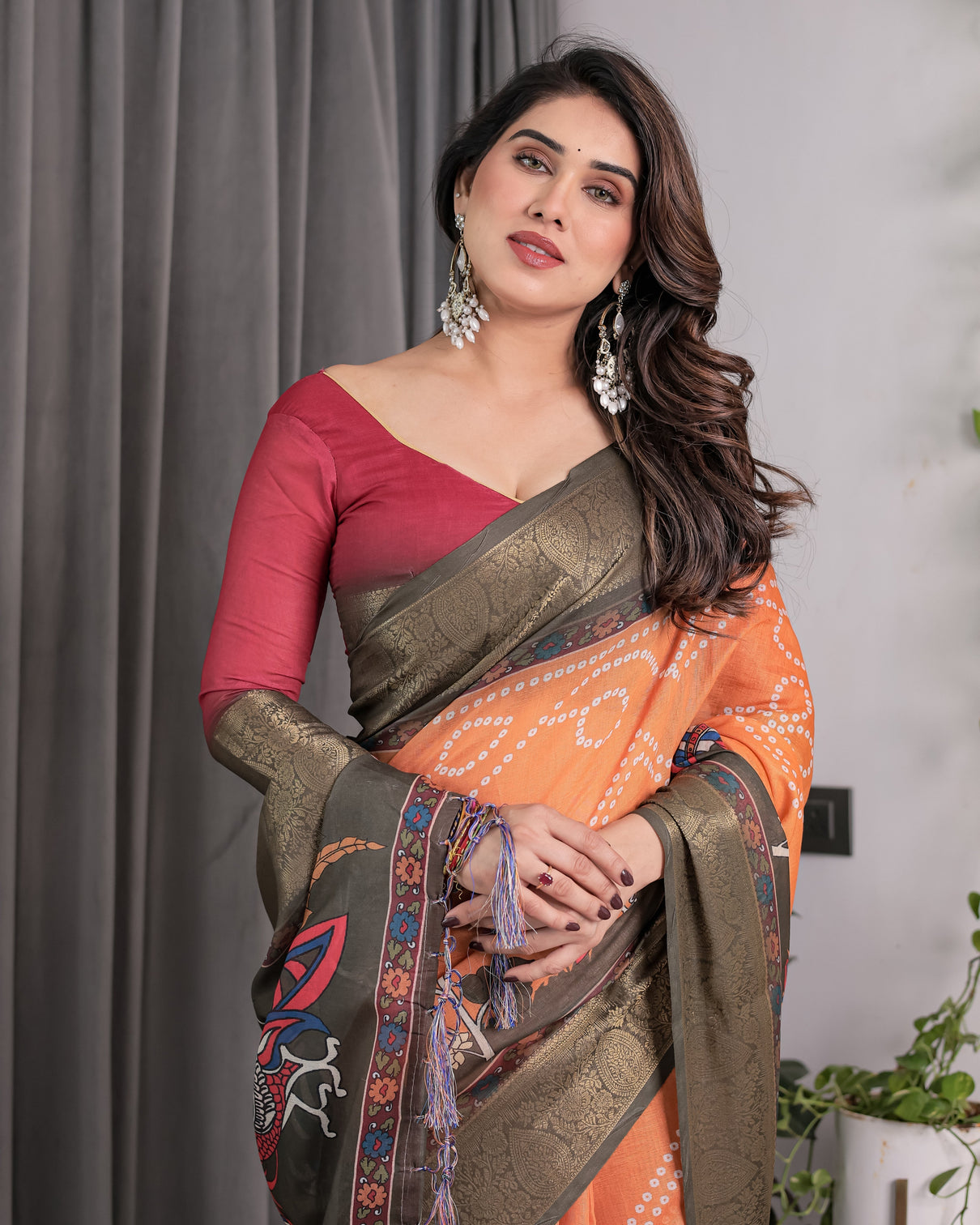 Dual tone mustard olive handloom saree with kalamkari inspired bird motifs zari border 5 5m saree 0 8m blouse
