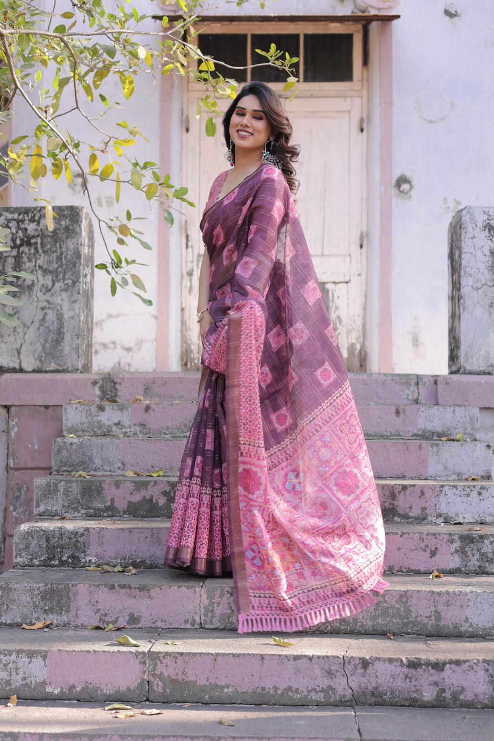 Elegant multicolor linen saree with traditional patterns lightweight festive wear