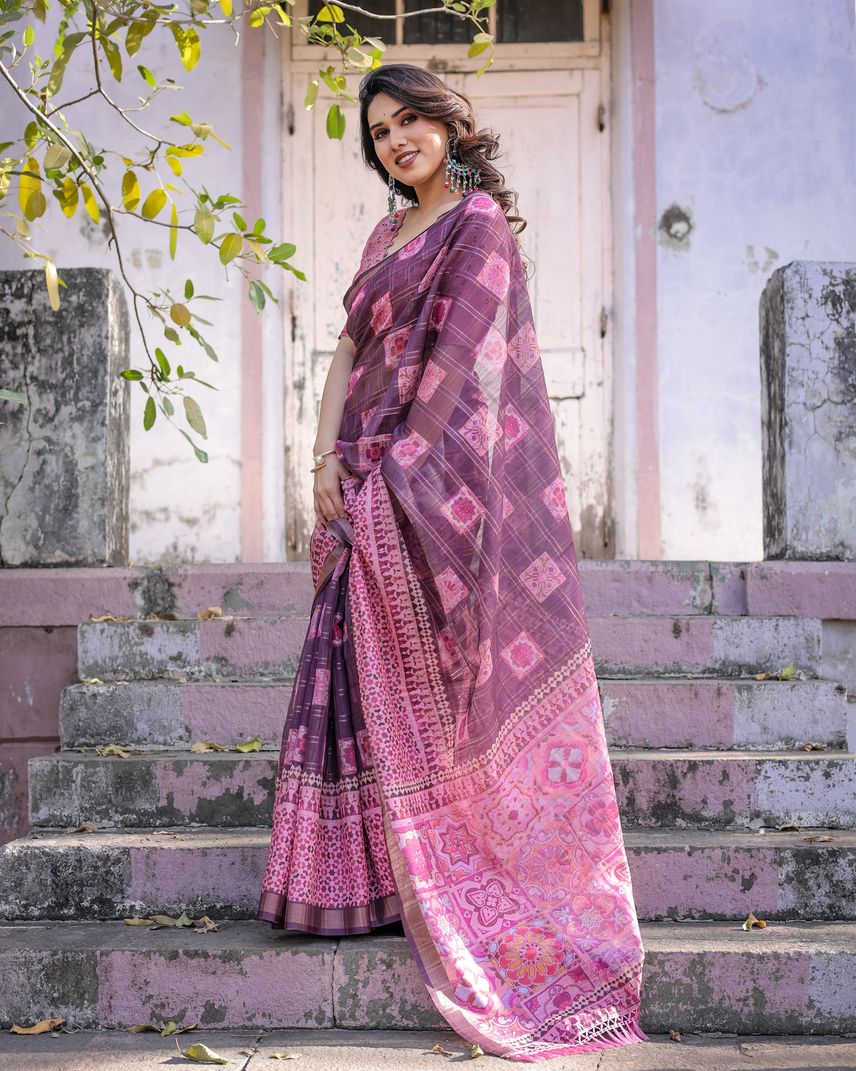 Elegant multicolor linen saree with traditional patterns lightweight festive wear