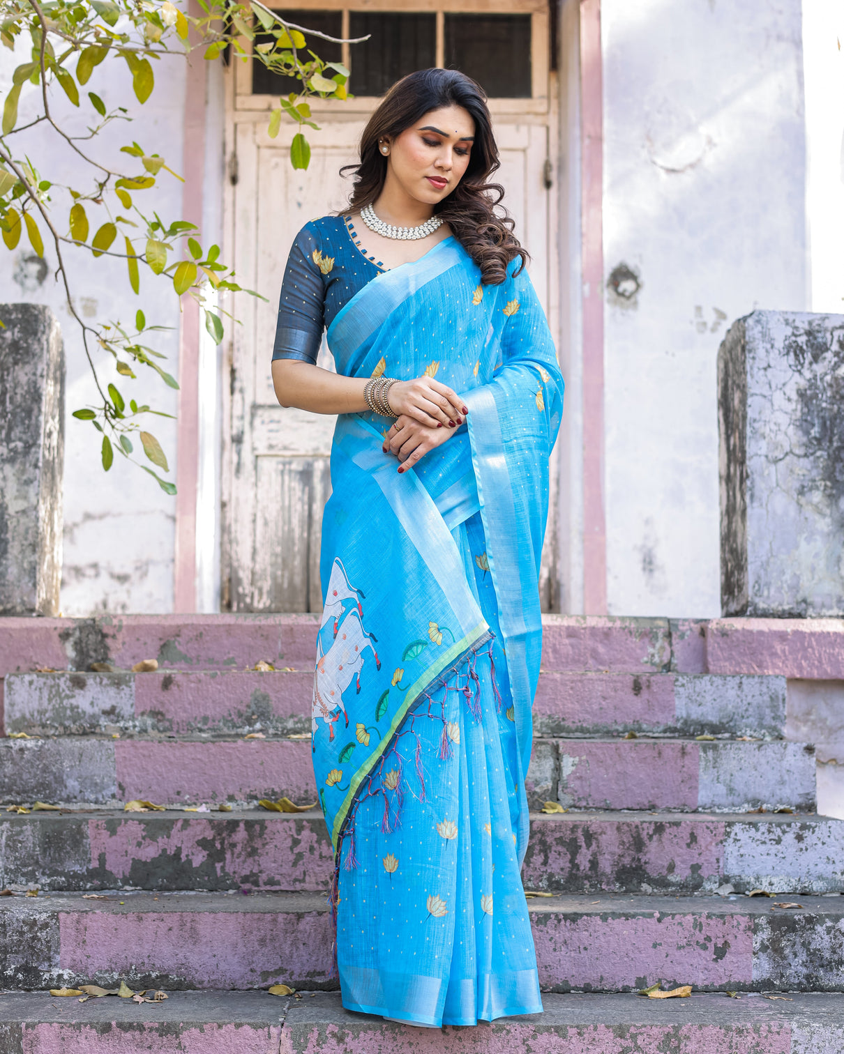 Elegant multicolor linen saree with traditional patterns lightweight festive wear