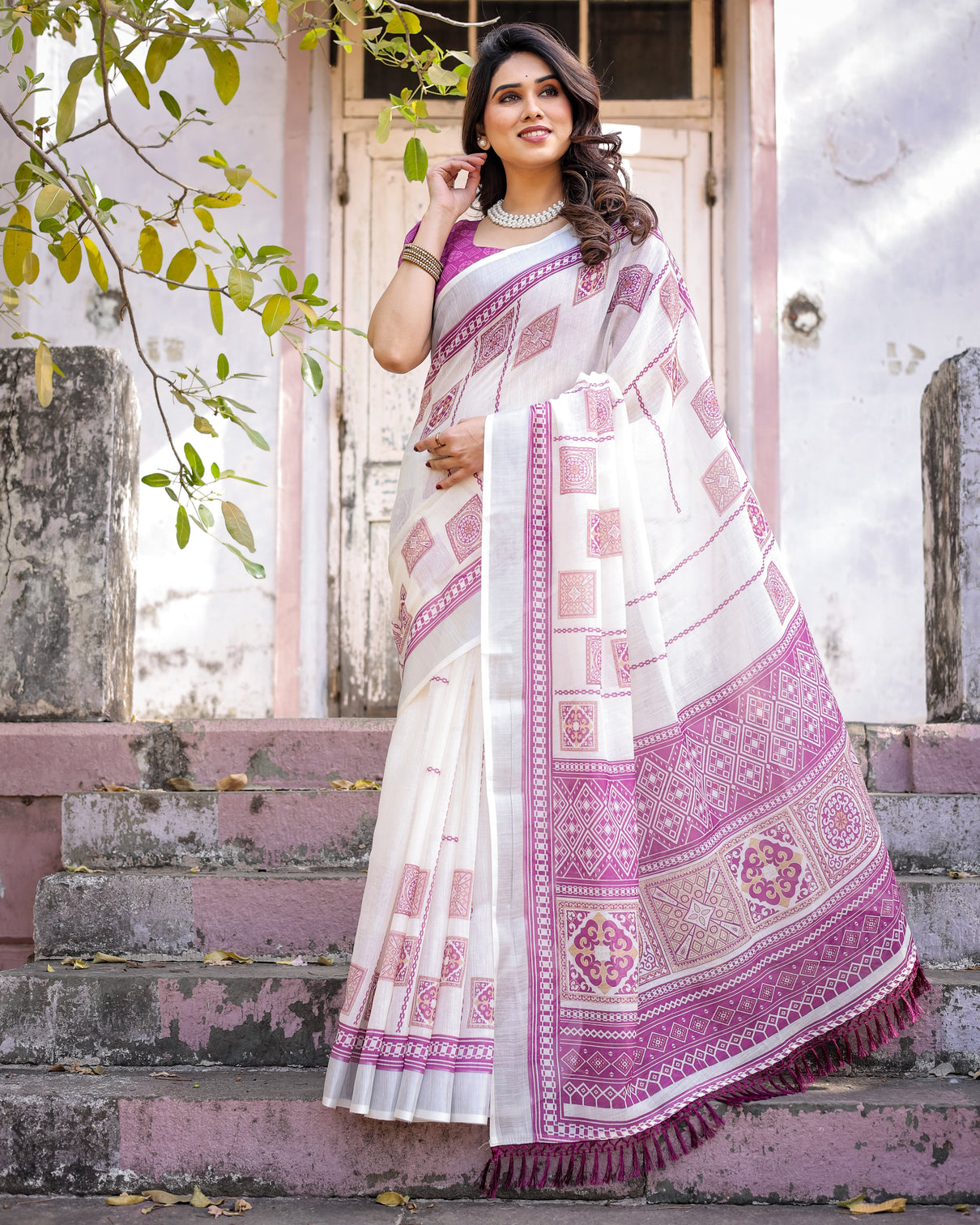 Elegant multicolor linen saree with traditional patterns lightweight festive wear