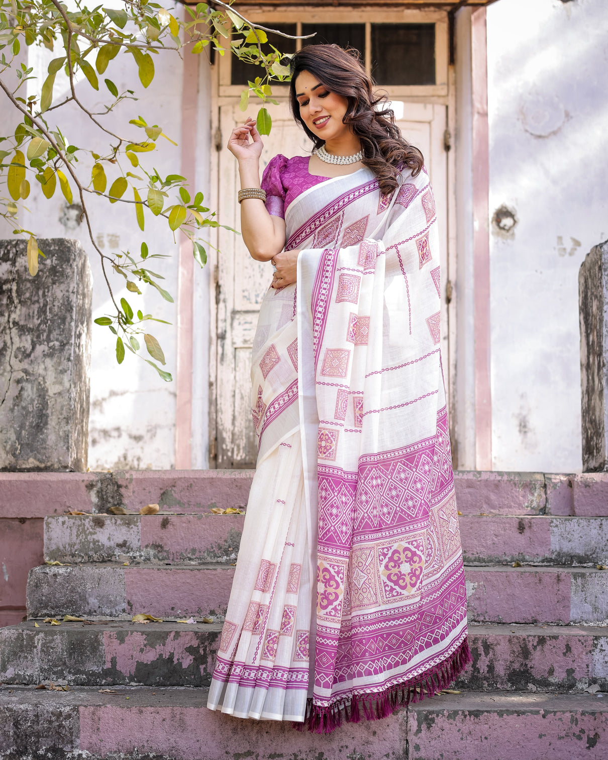 Elegant multicolor linen saree with traditional patterns lightweight festive wear