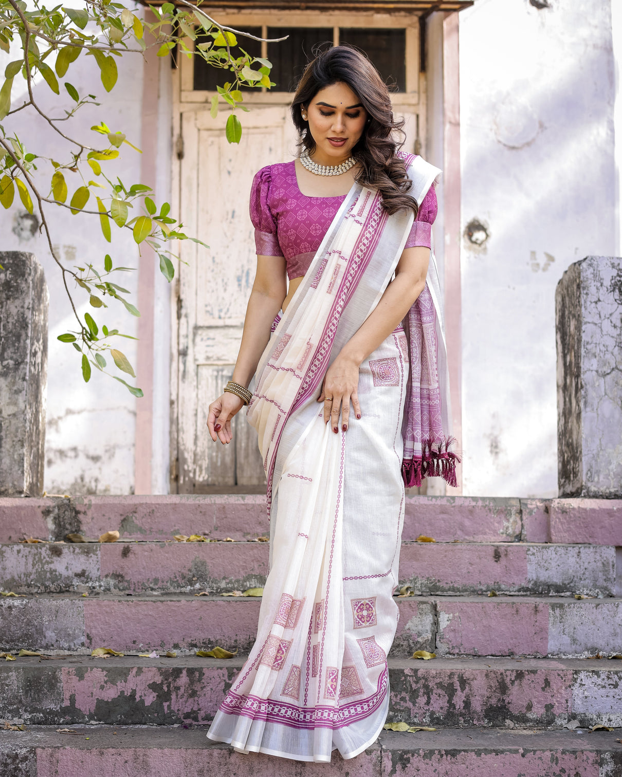 Elegant multicolor linen saree with traditional patterns lightweight festive wear
