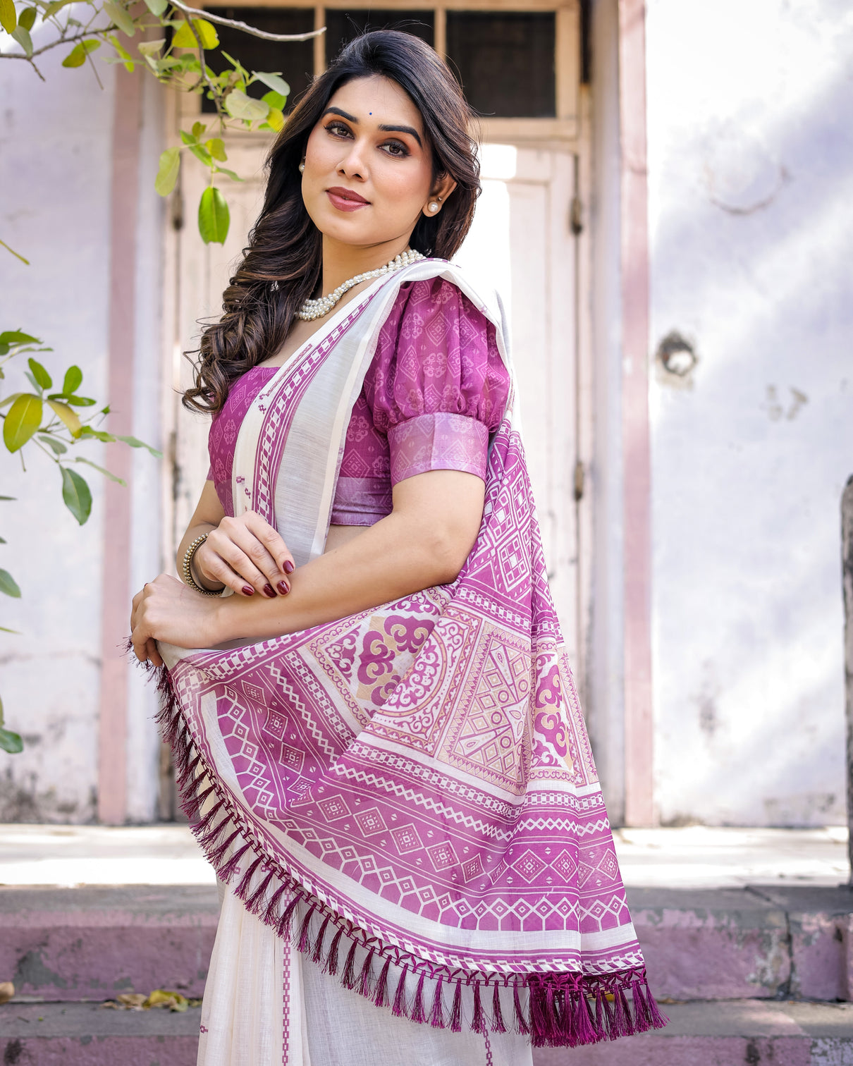 Elegant multicolor linen saree with traditional patterns lightweight festive wear