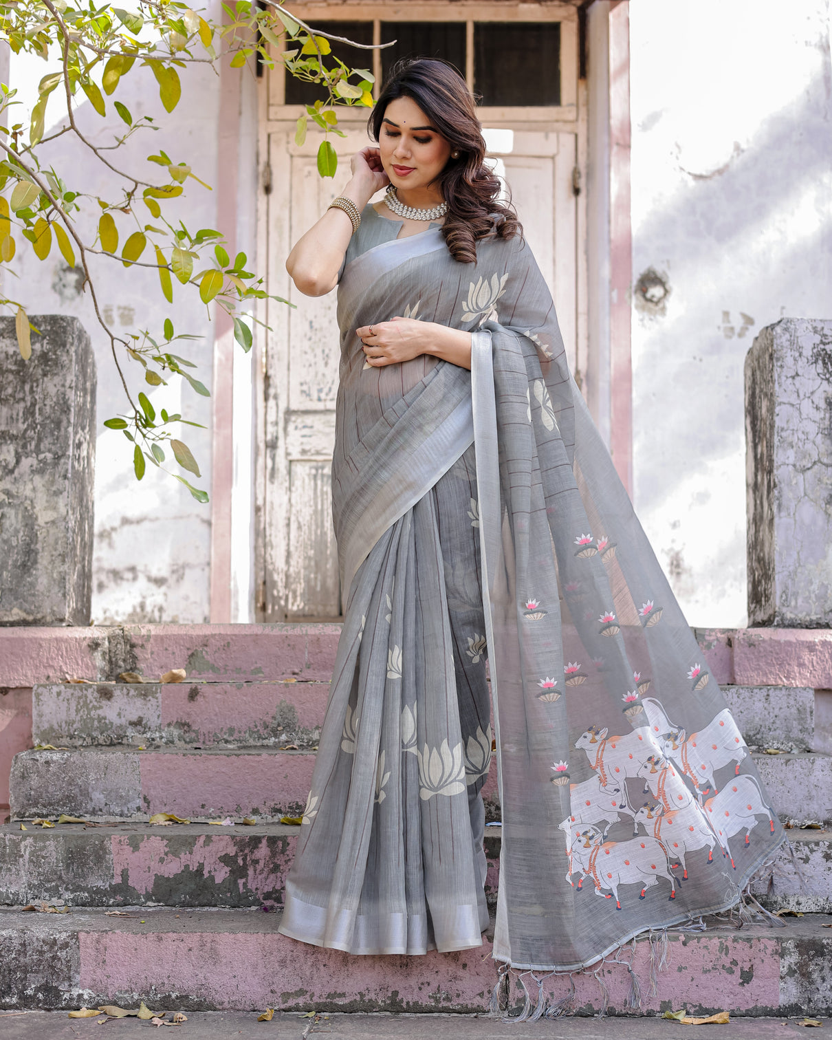 Elegant multicolor linen saree with traditional patterns lightweight festive wear