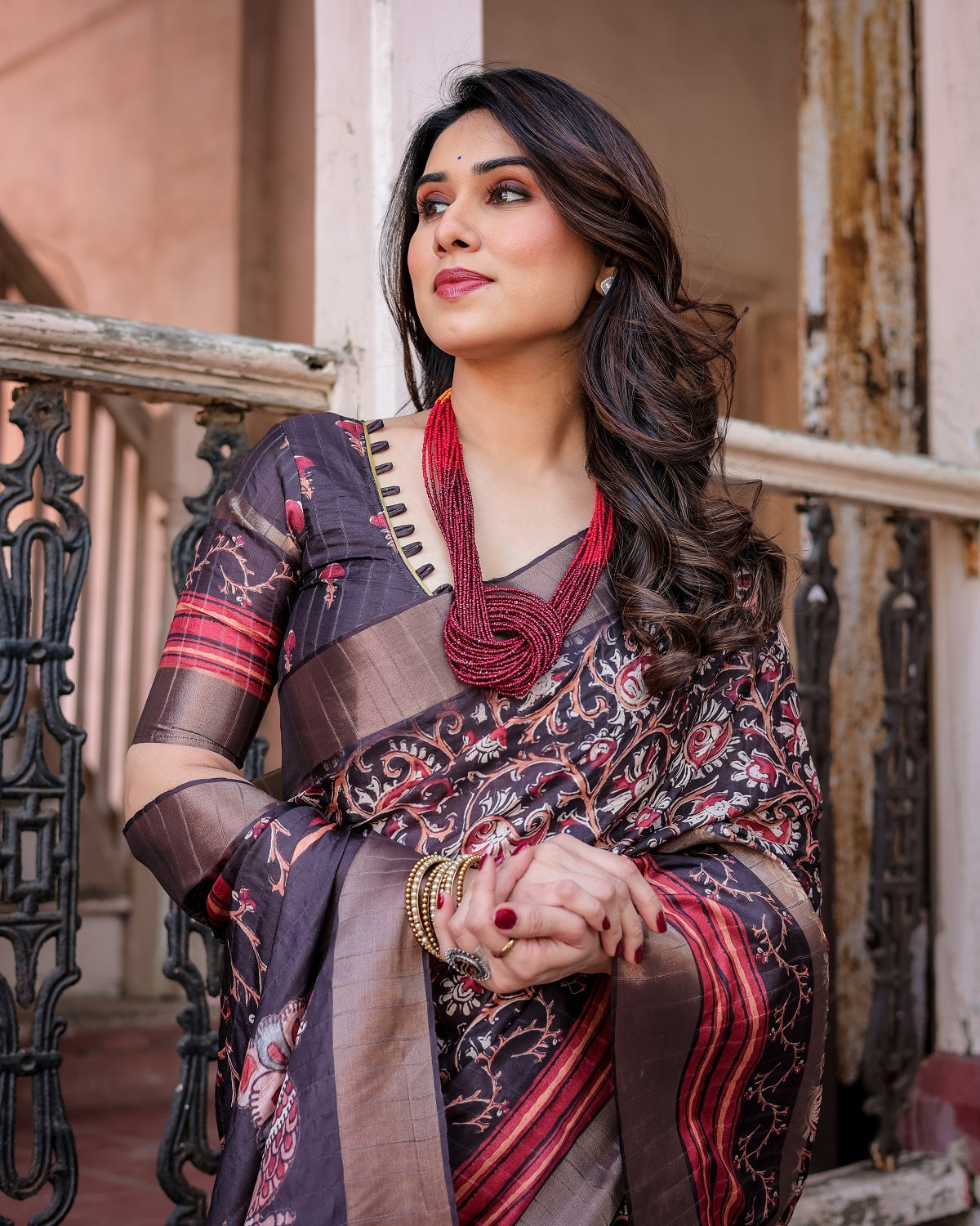 Printed Wine Linen Saree for Women with Multicolor Pallu and Ethnic Border – Lightweight Casual Wear