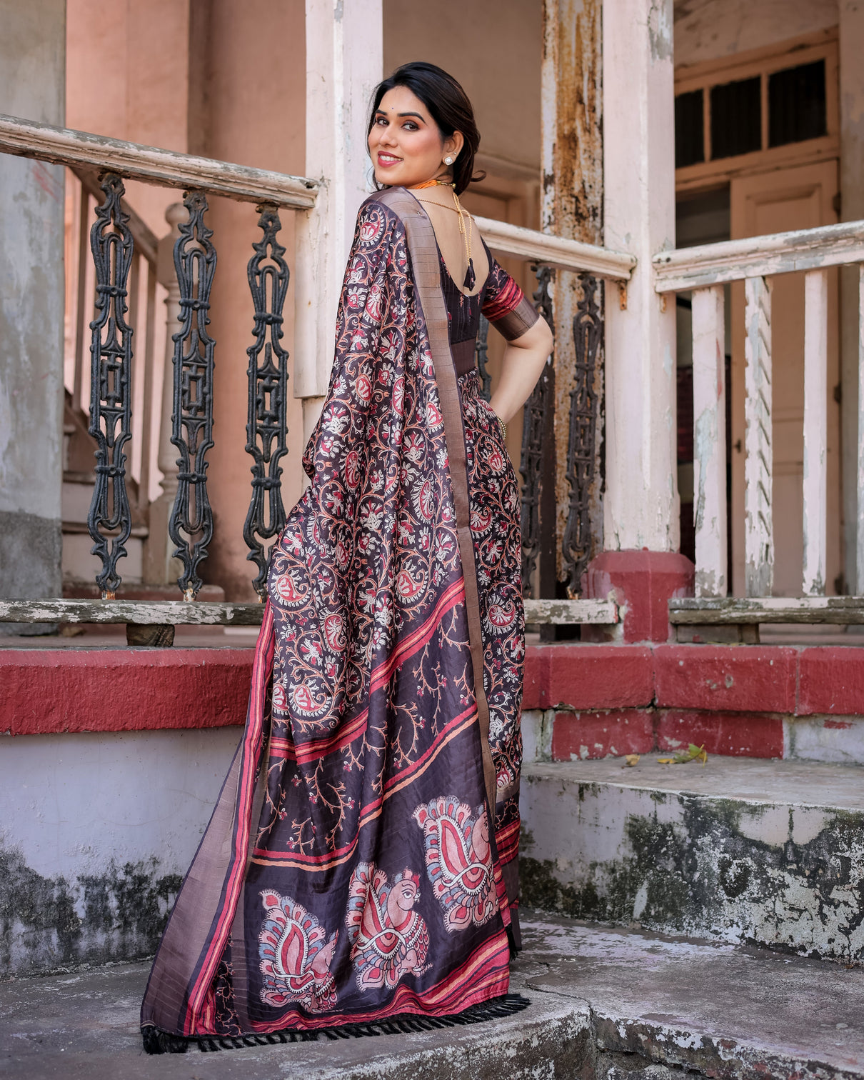 Elegant multicolor linen saree with traditional patterns lightweight festive wear