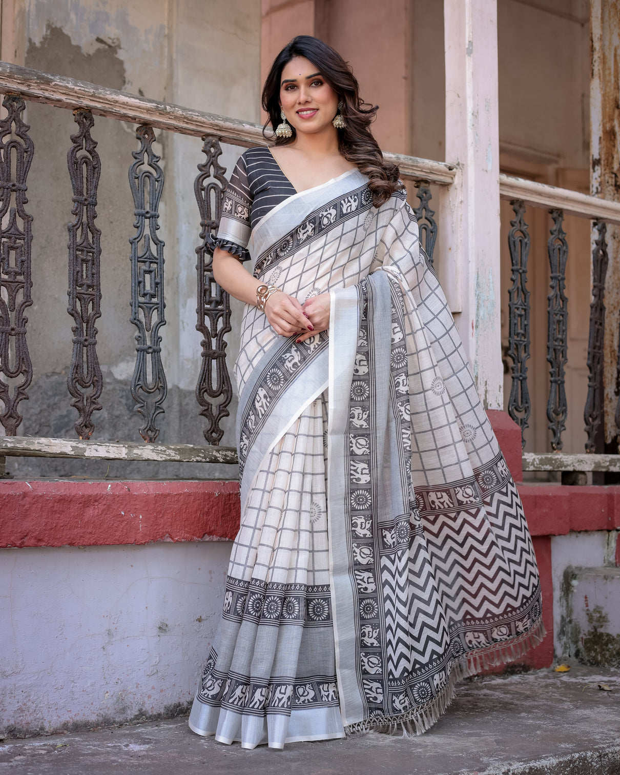 Elegant multicolor linen saree with traditional patterns lightweight festive wear