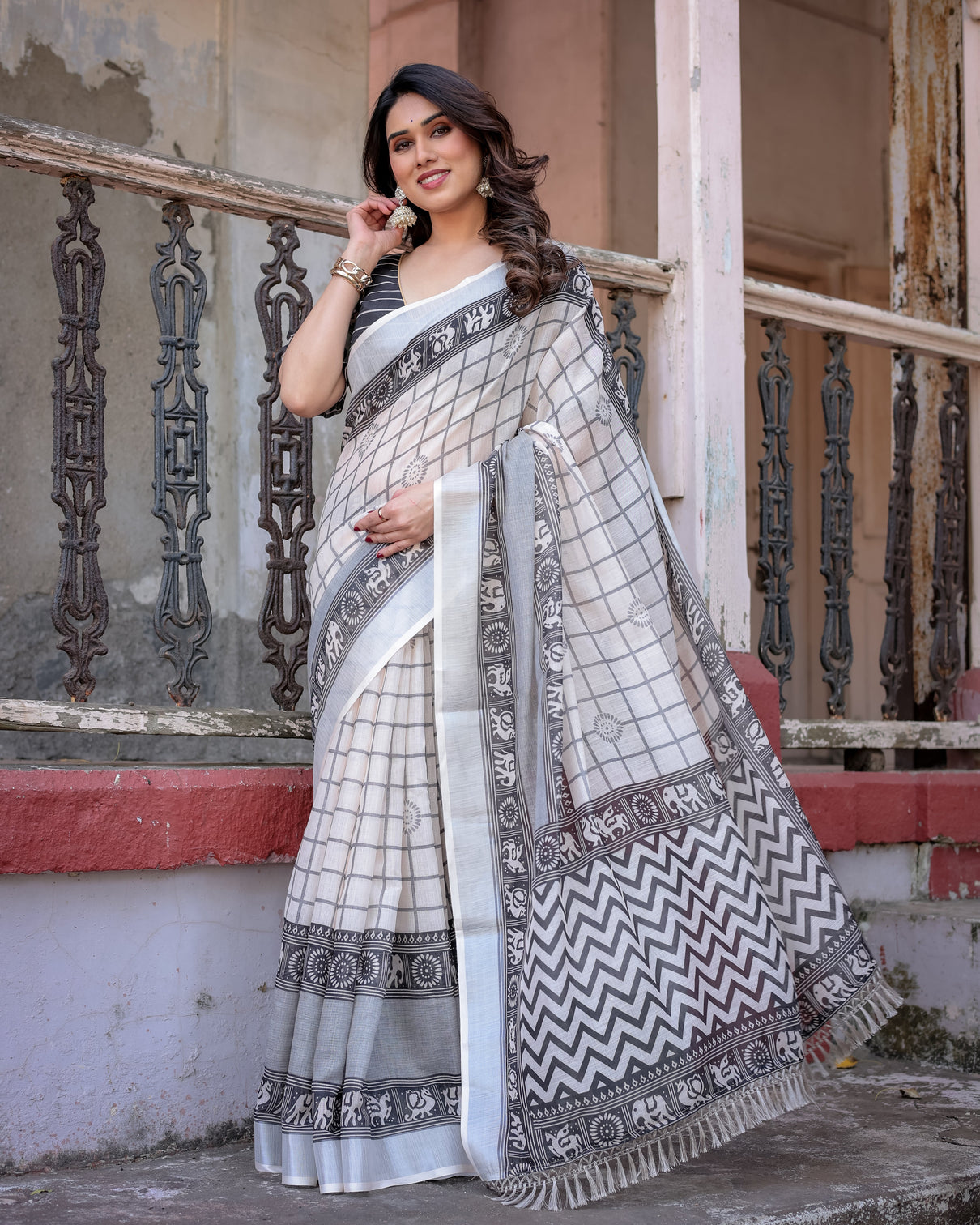 Elegant multicolor linen saree with traditional patterns lightweight festive wear