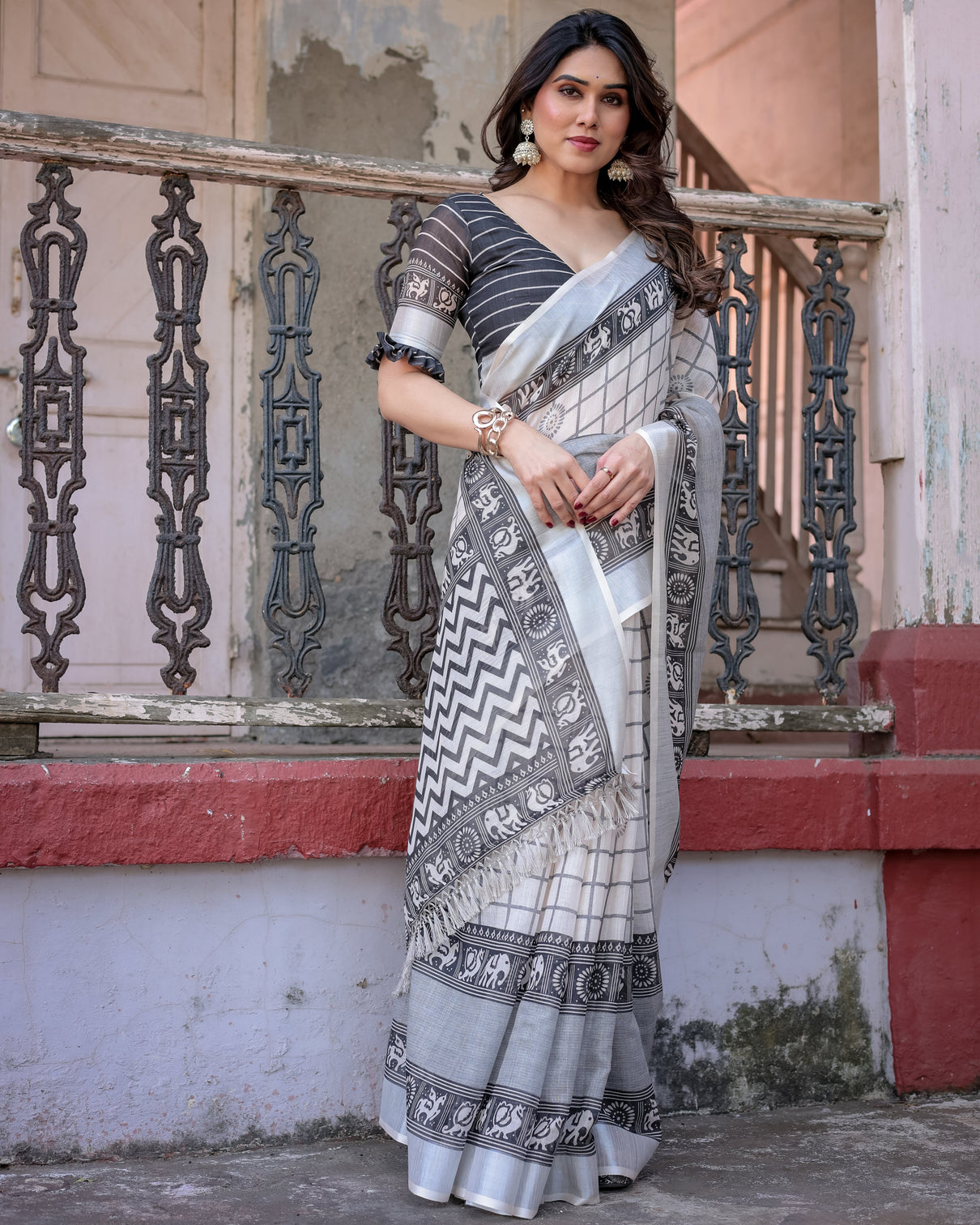 Elegant multicolor linen saree with traditional patterns lightweight festive wear